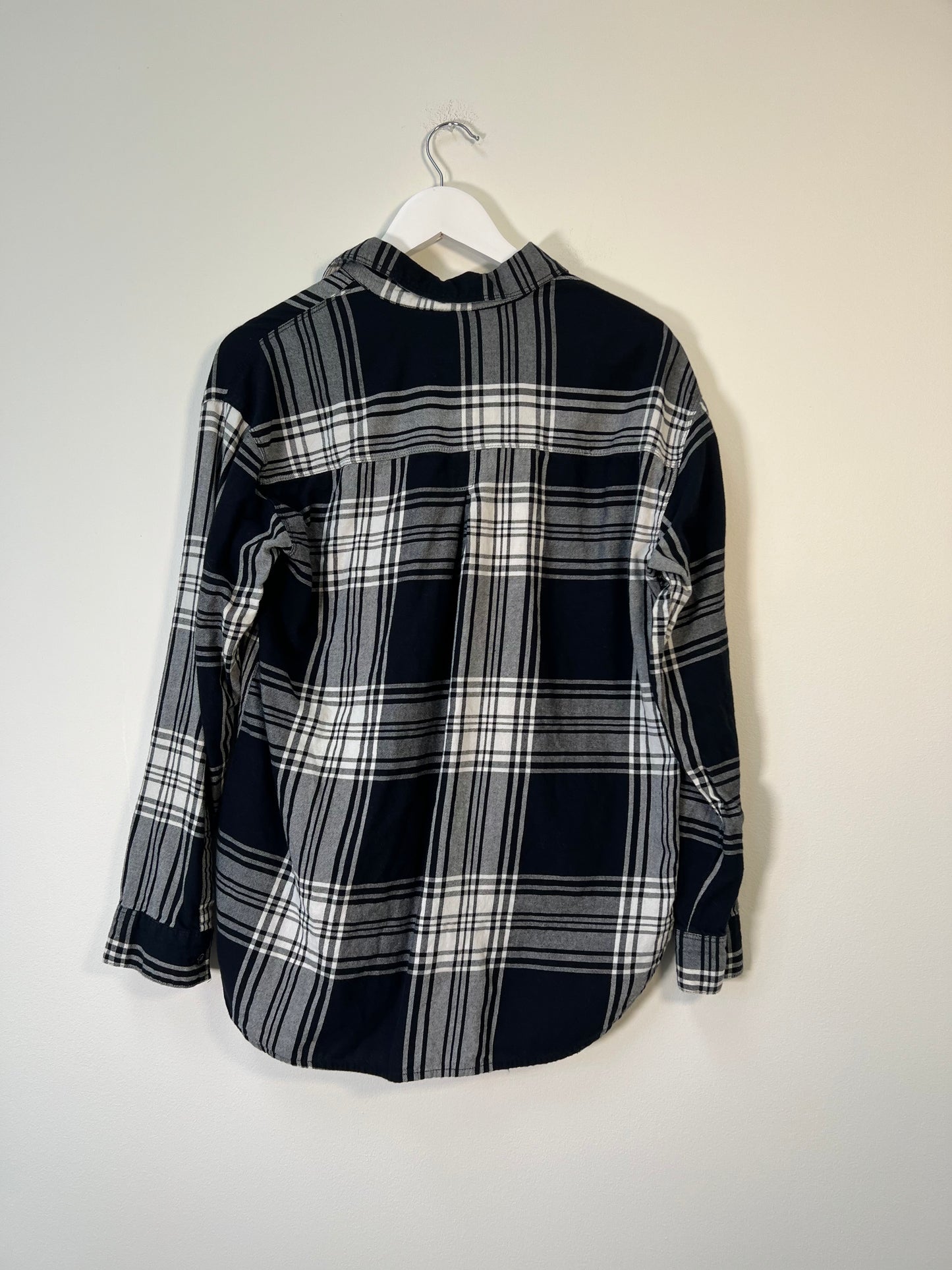 M Old Navy Button-Down