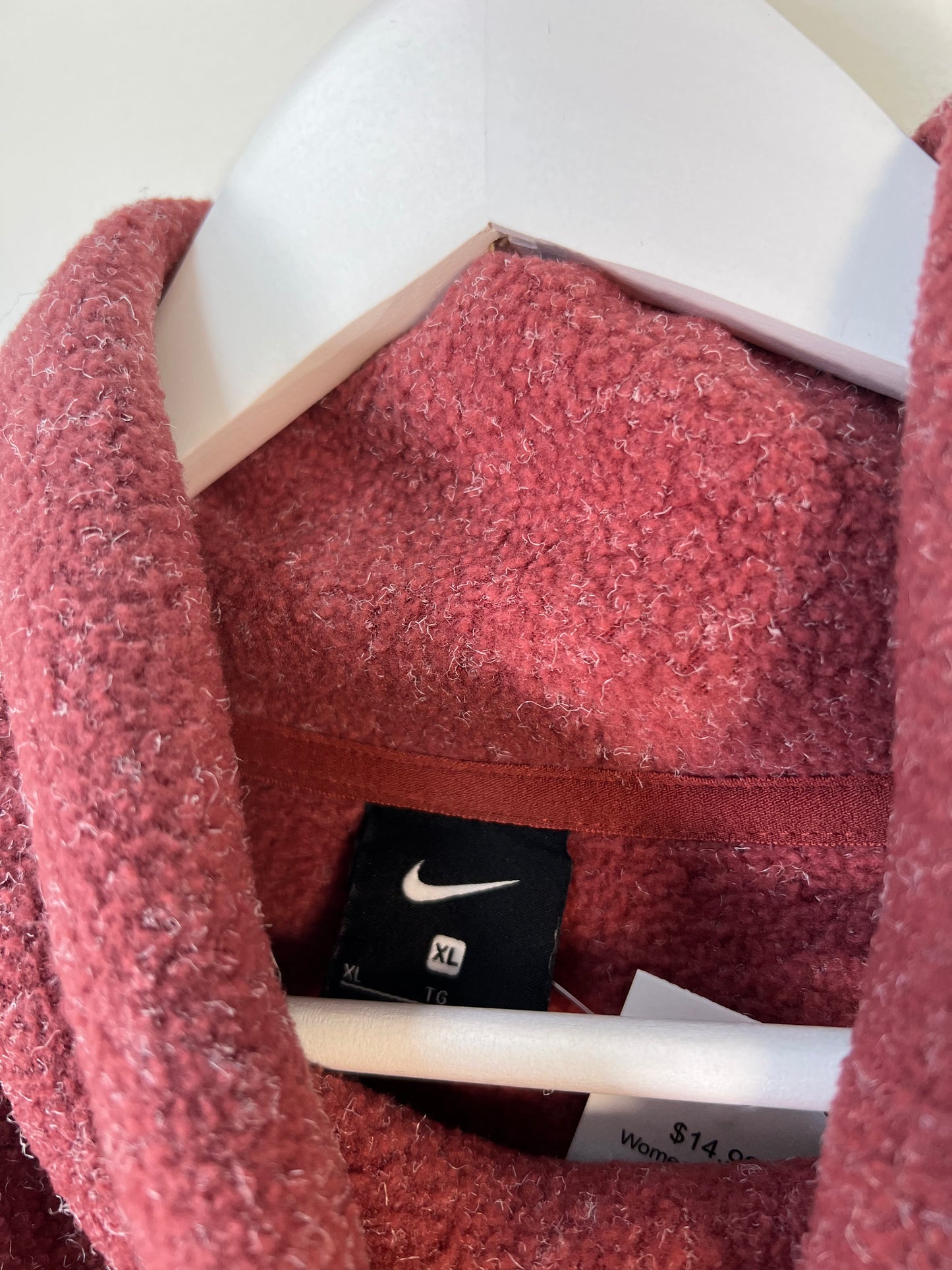 XL Nike Pullover