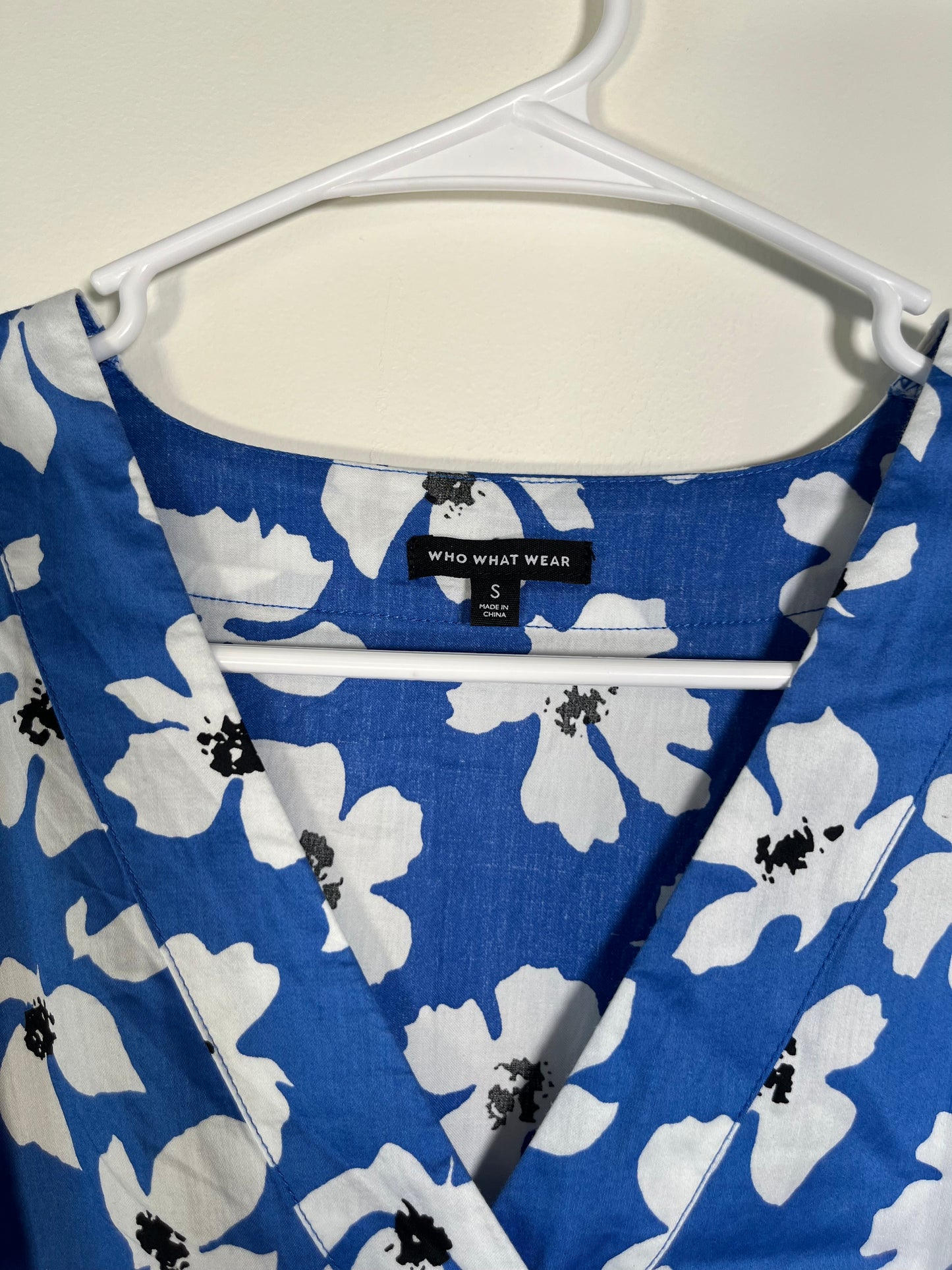Small Who What Wear Blue Floral Dress