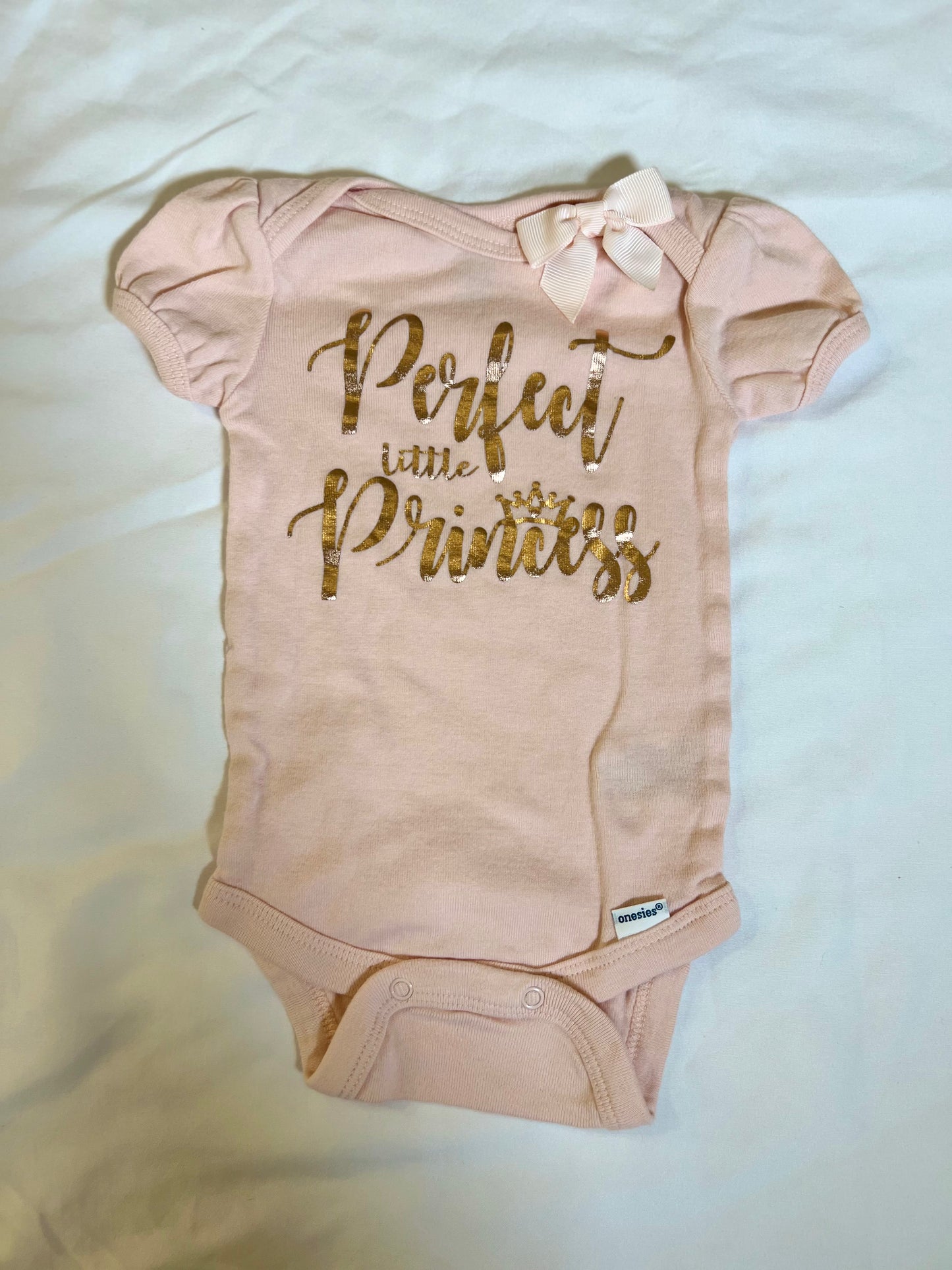 0-3 Month Gerbers Bodysuit Set