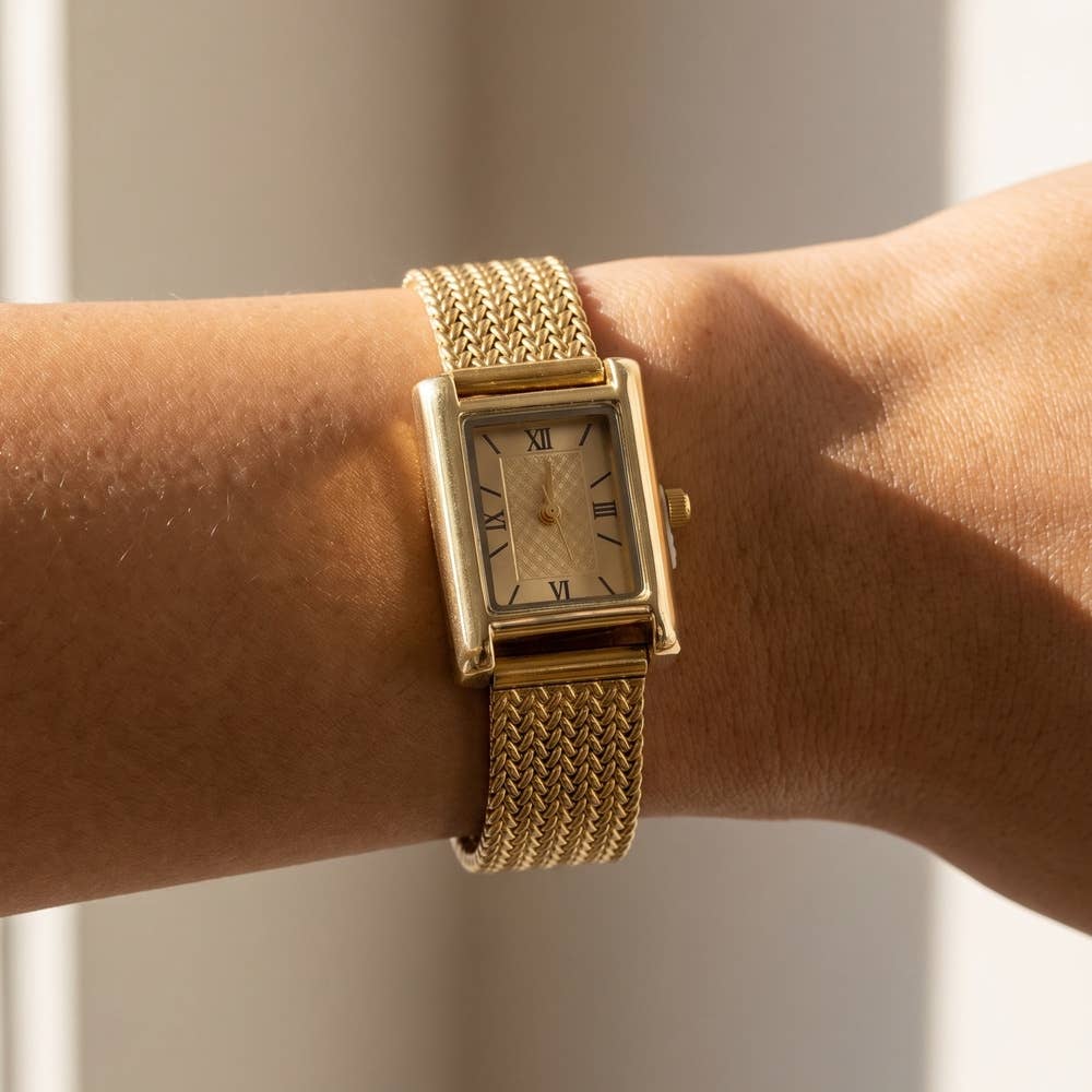 Square Case Mesh Band Watch