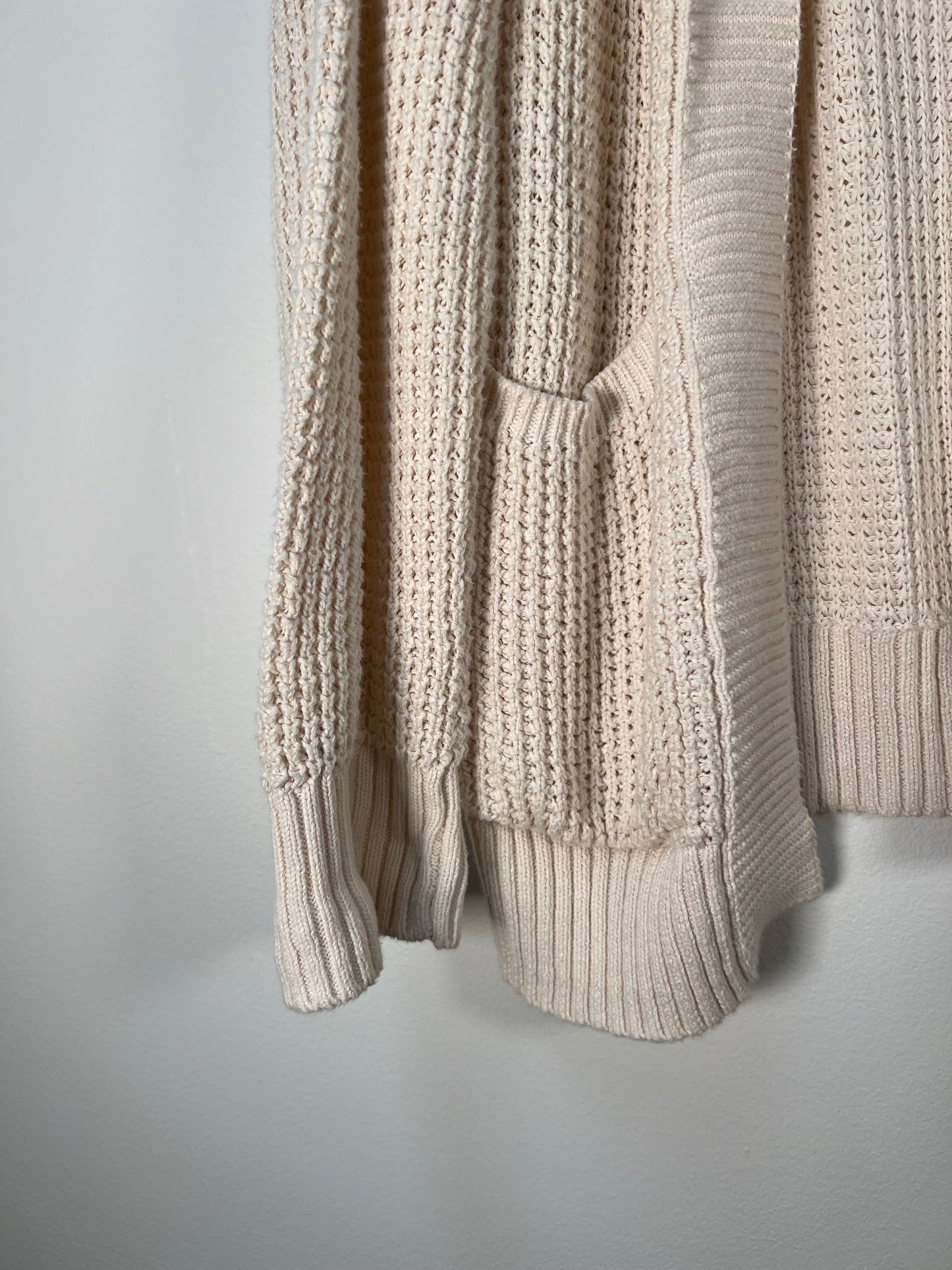 XS Universal Thread Cream Cardigan