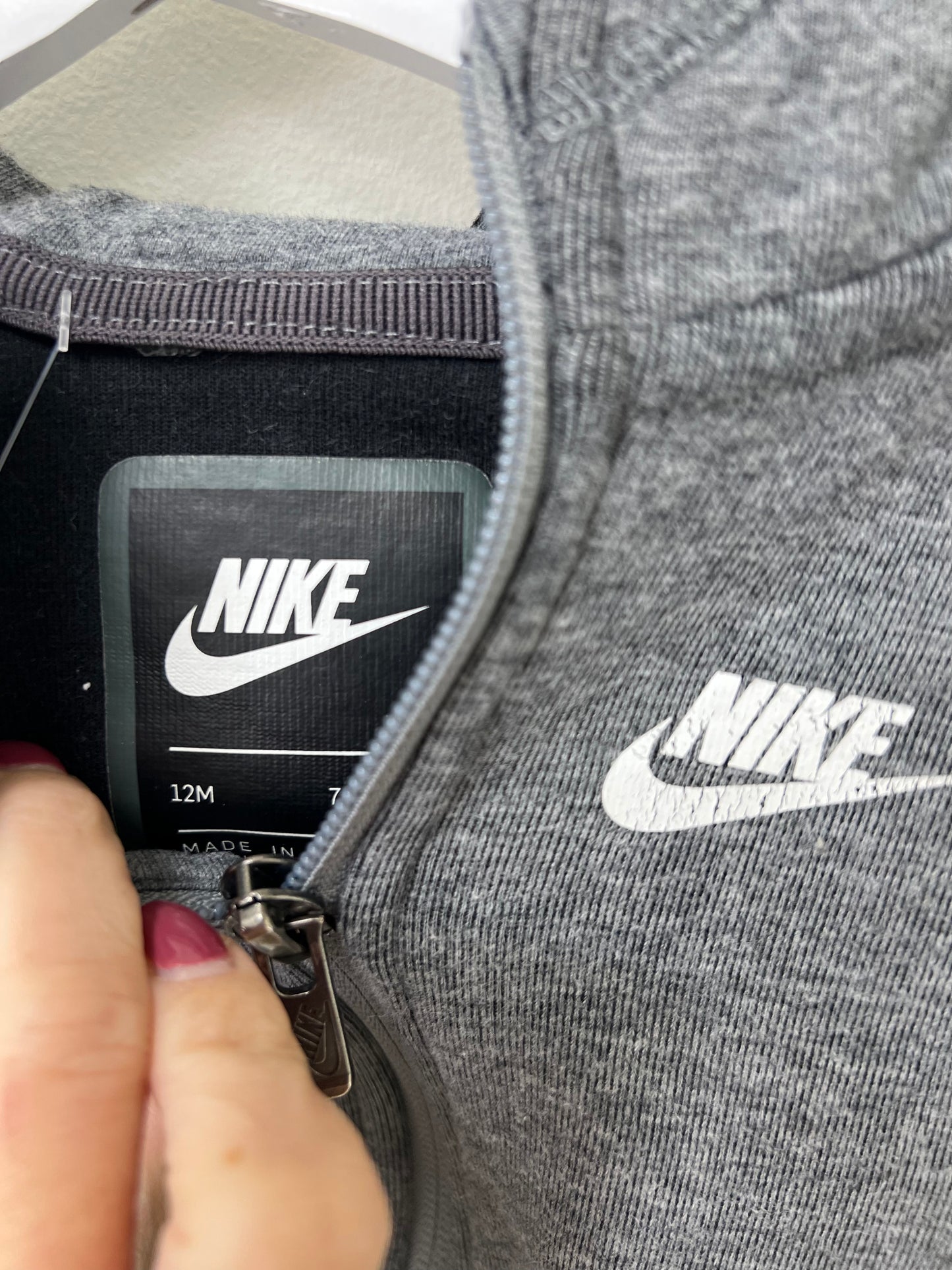 12m Nike Sweatshirt