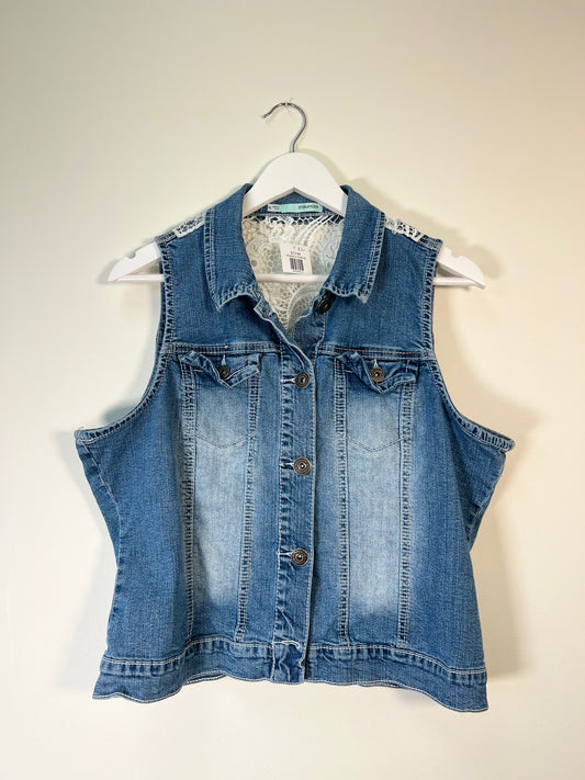 XL Maurices Denim Vest