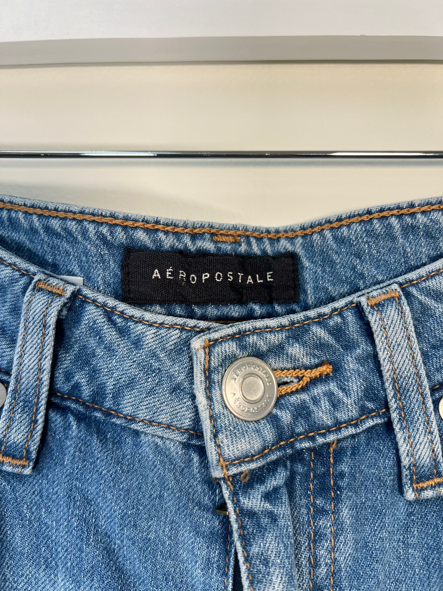 4 Reg Aeropostale Boyfriend Jeans