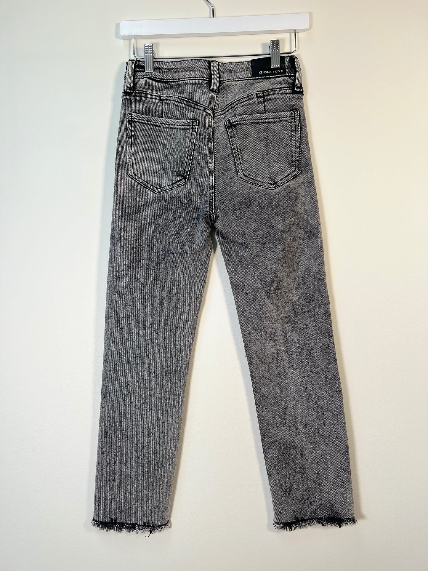 1/25 Kendall + Kylie High Rise Denim Jeans