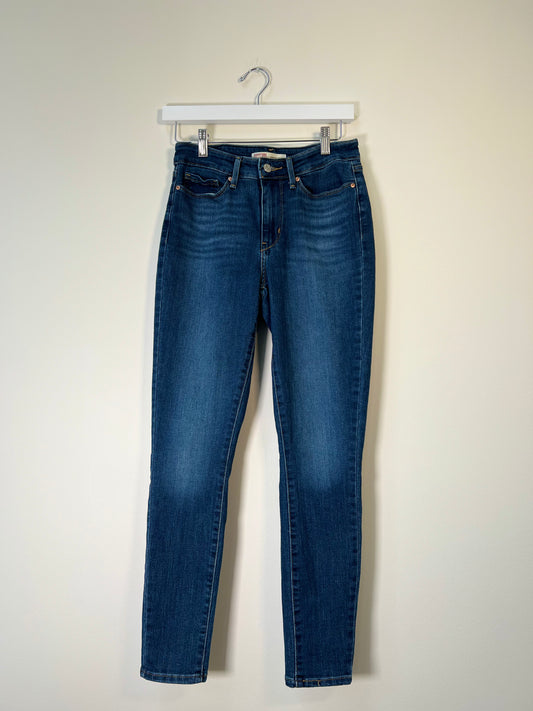 4 Levi Strauss Jeans