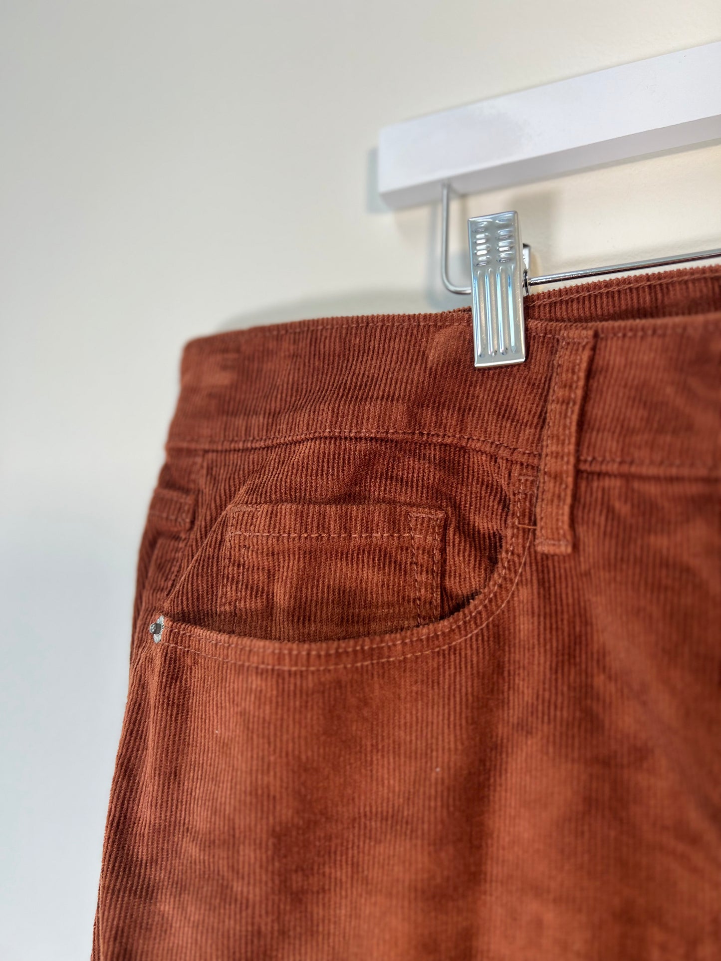 20 Old Navy Flare Jeans