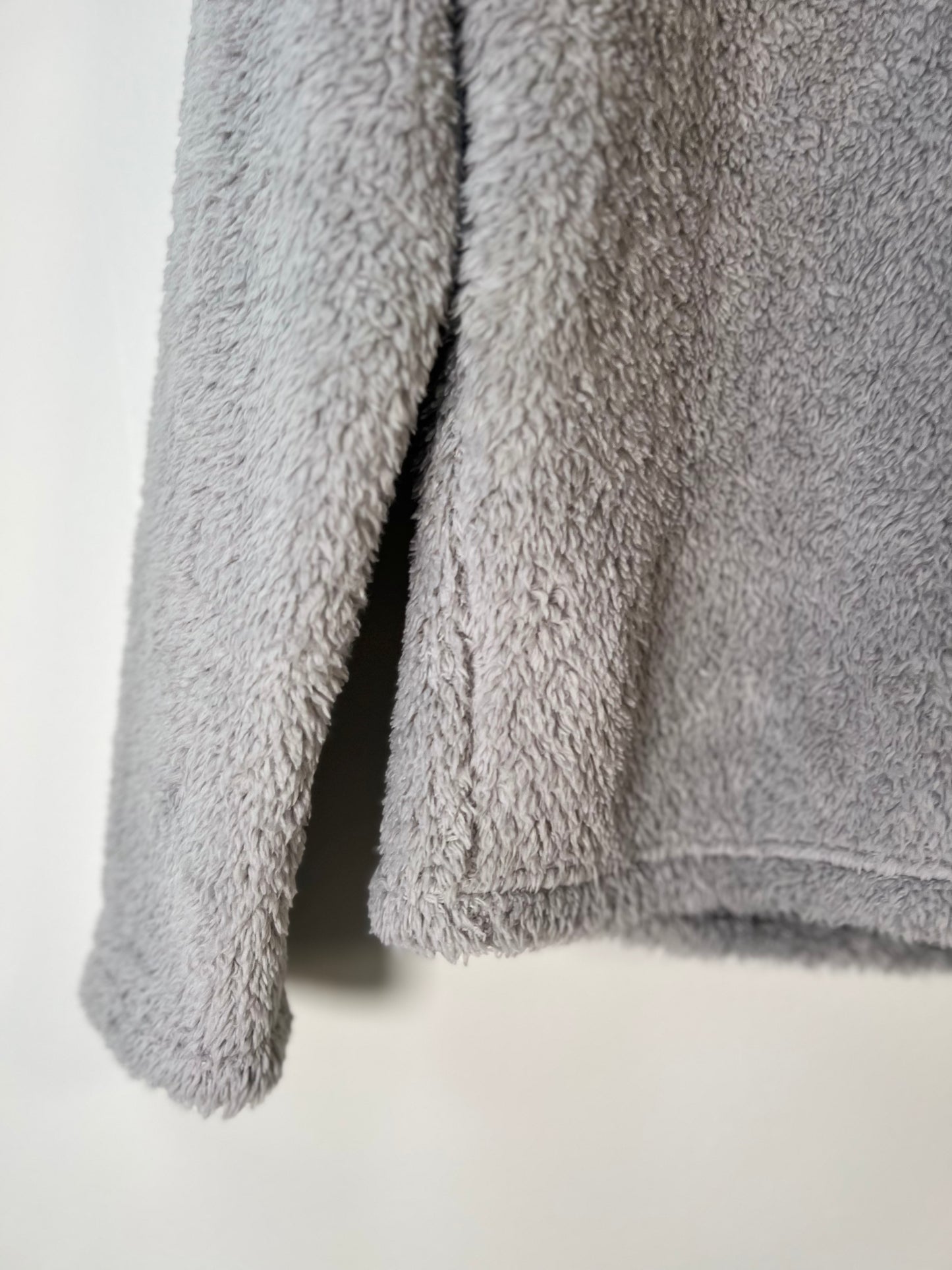 L Patagonia Fleece Jacket