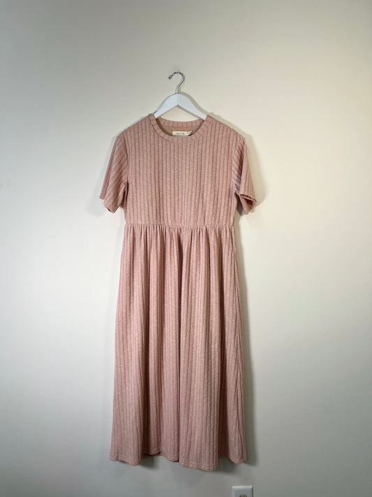 M Leia n Co Dress