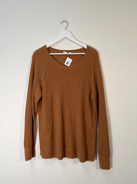 L Gap Sweater