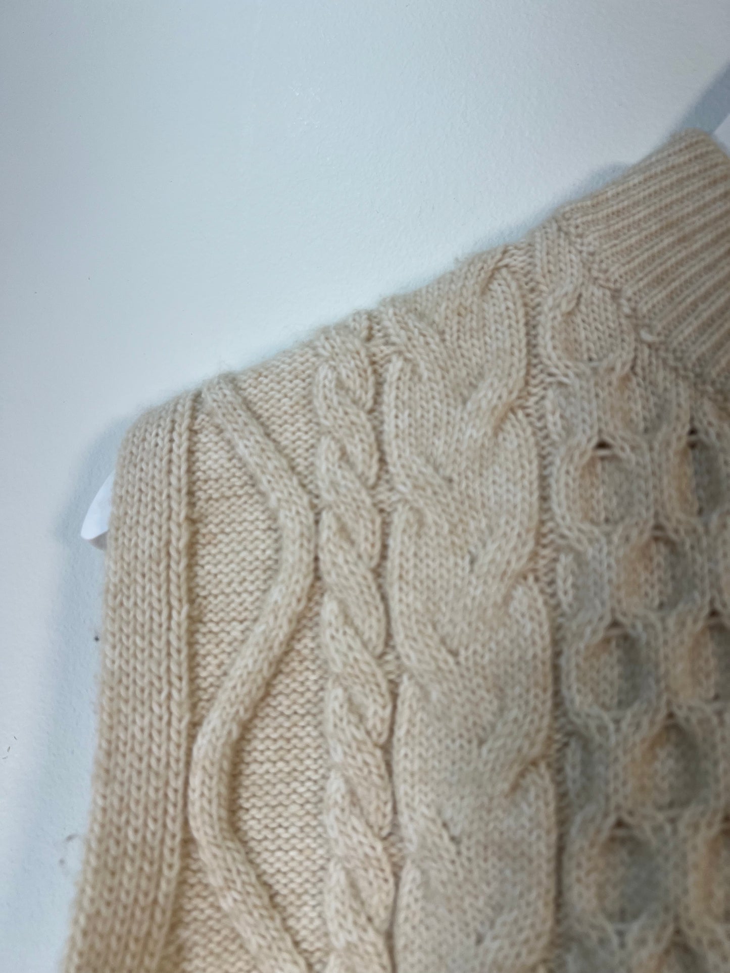 M H&M Sweater Vest