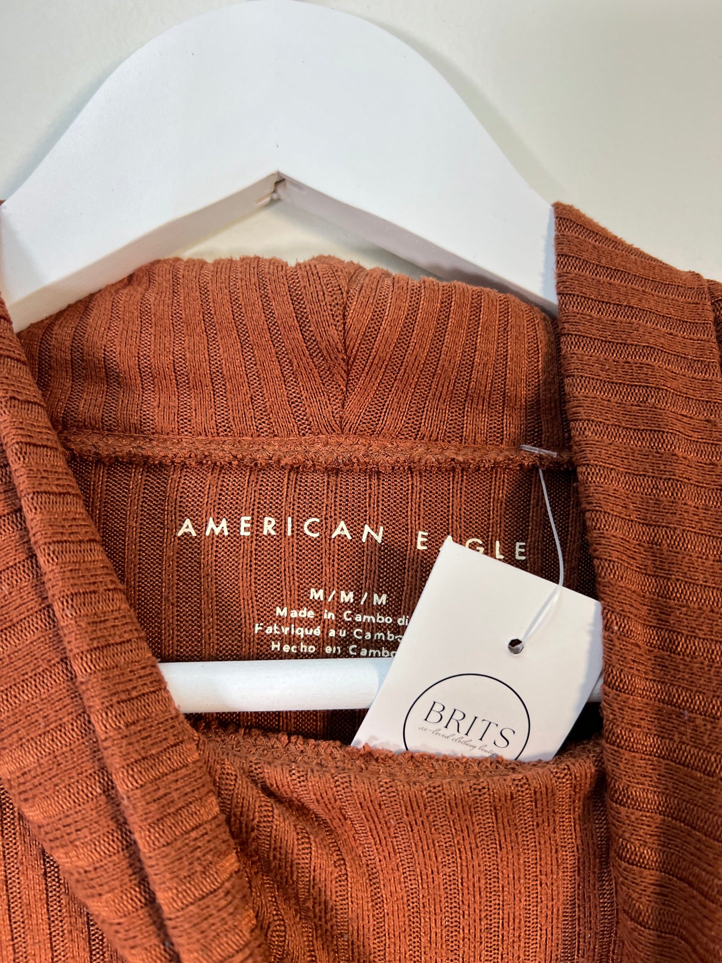 M American Eagle sweater