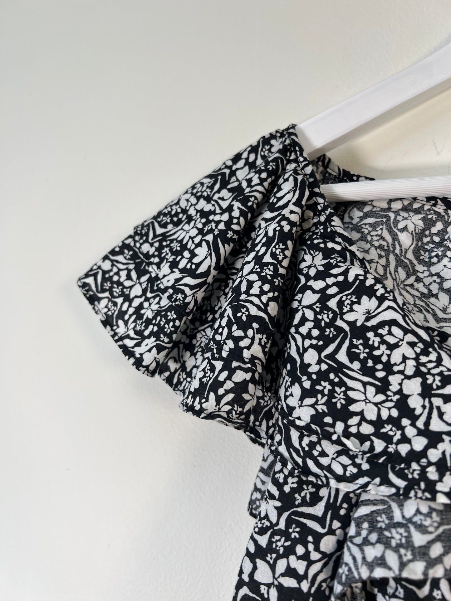 M Universal Thread Blouse