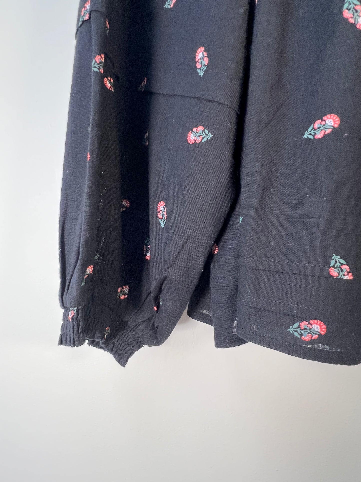 L Old Navy Blouse