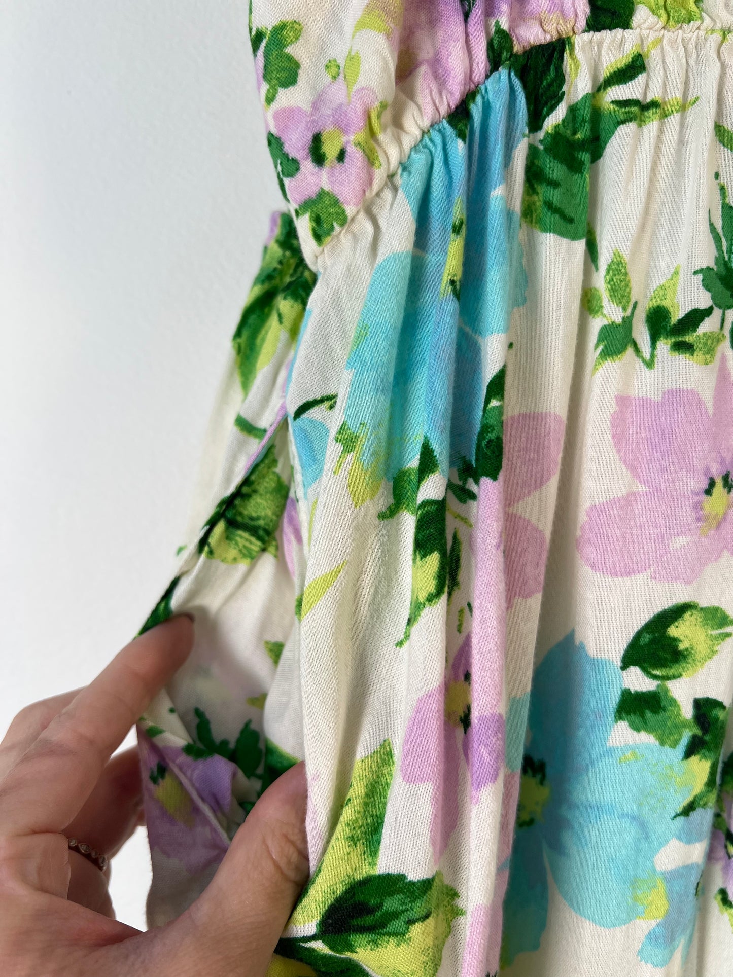 L Old Navy Floral Dress