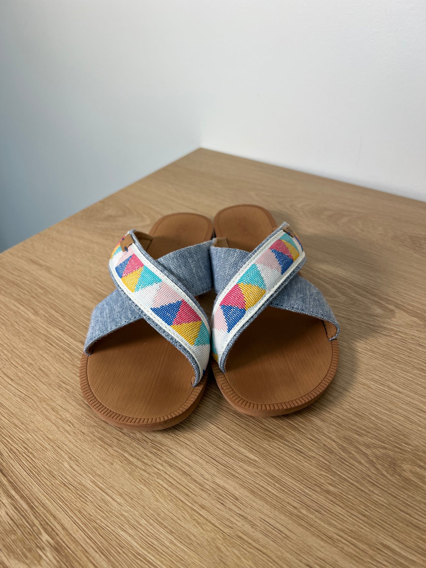 Size 3.5 Girls Sandals