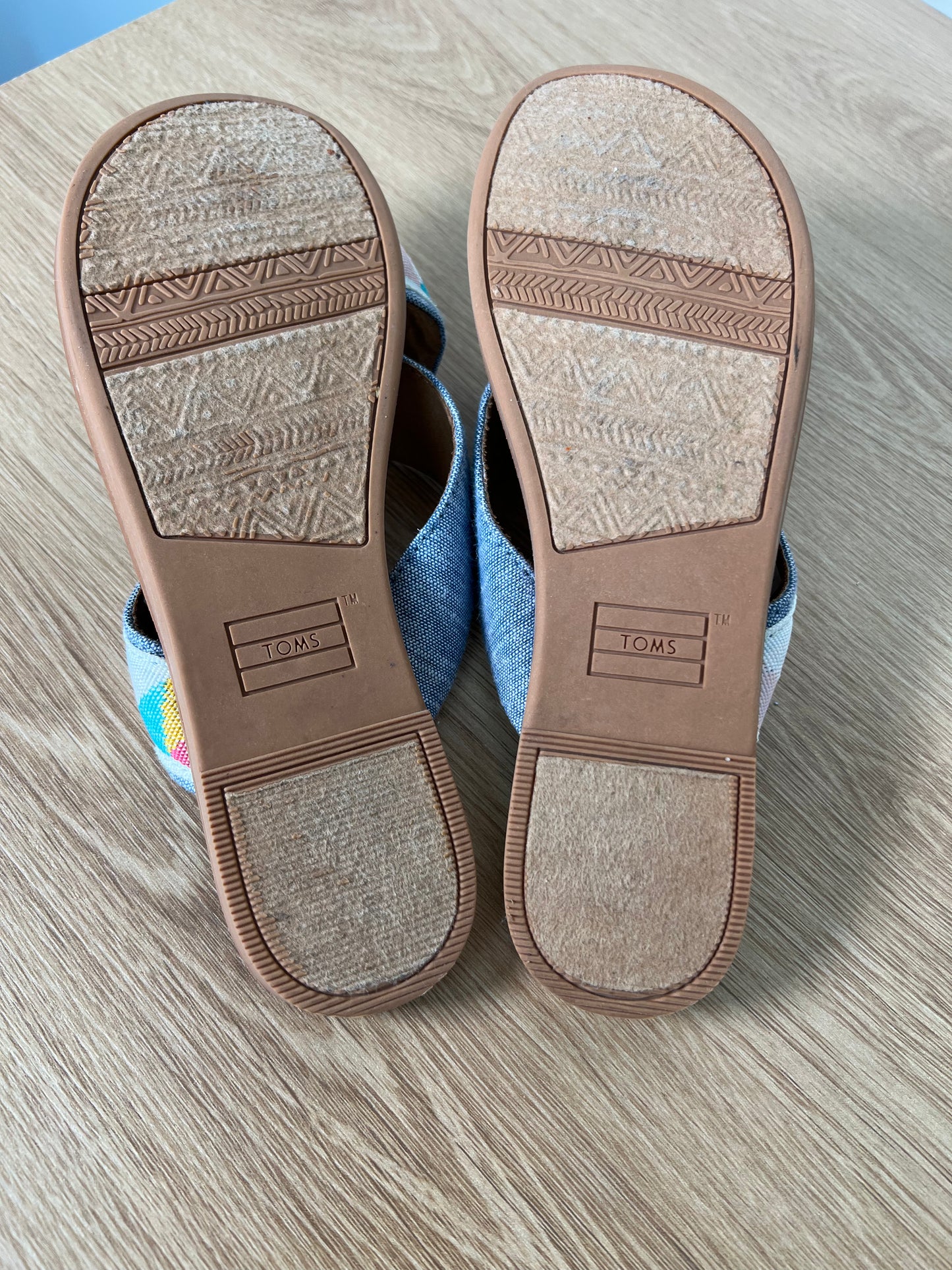 Size 3.5 Girls Sandals