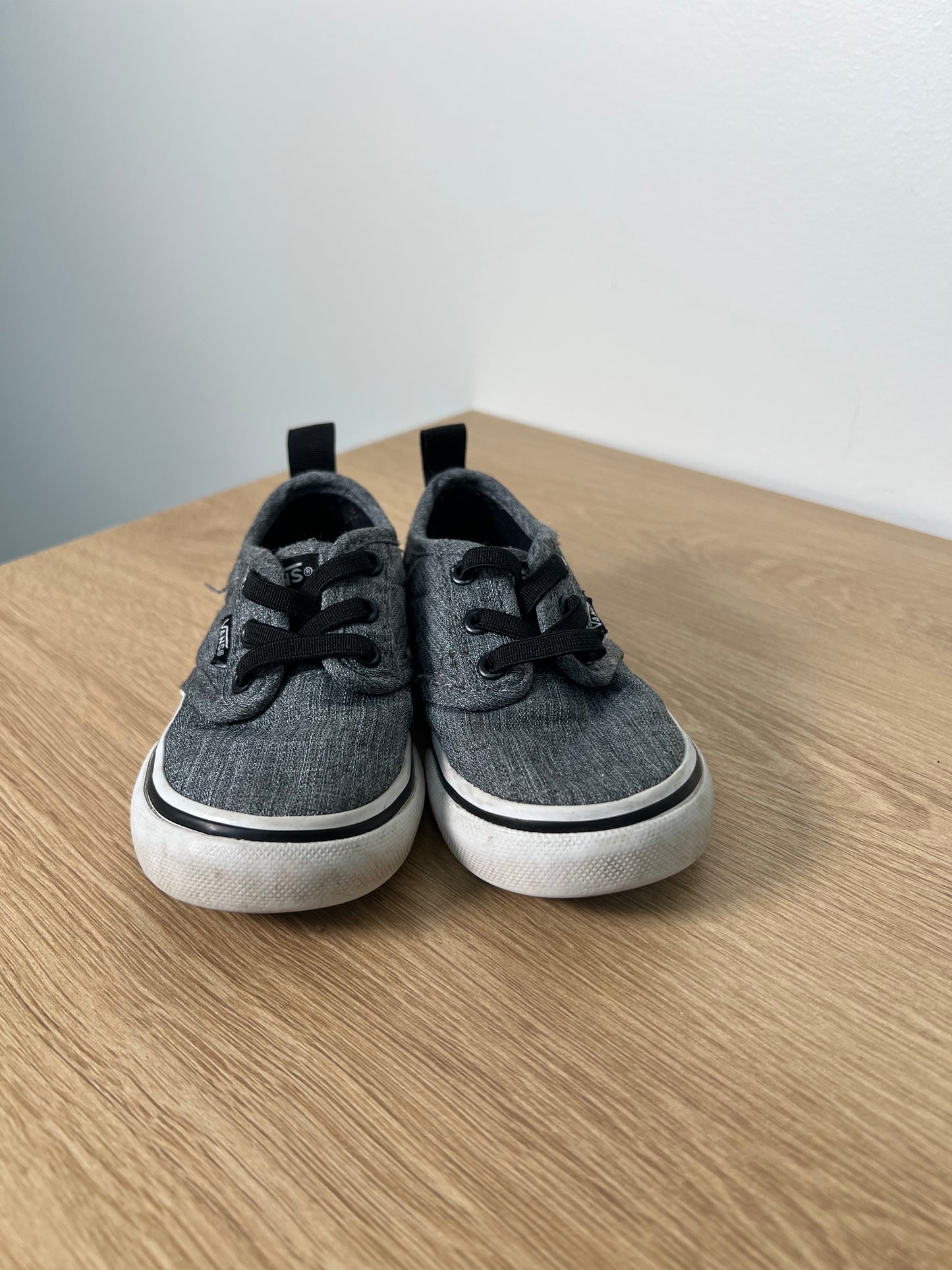 Size 6 Vans Sneakers