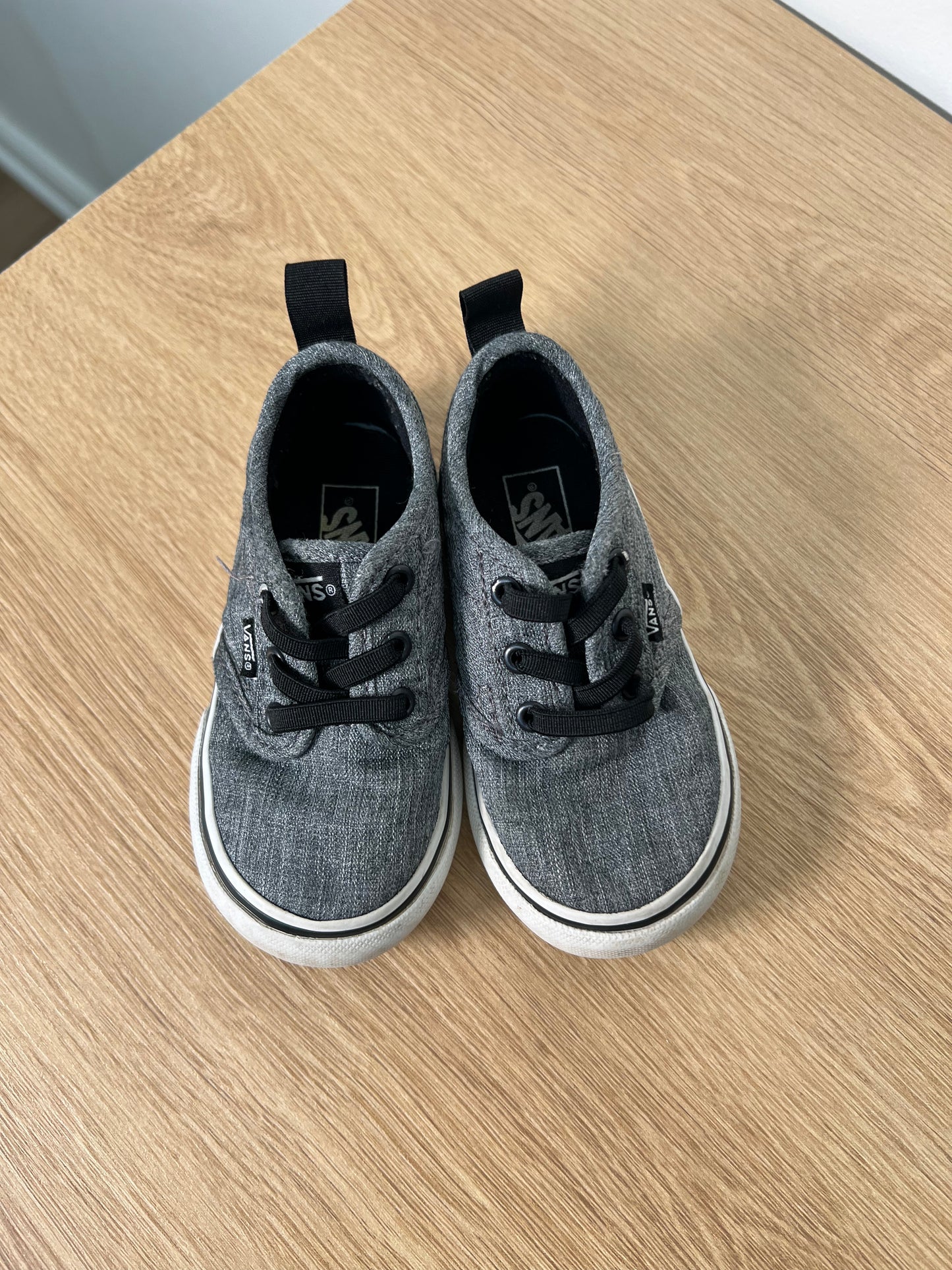 Size 6 Vans Sneakers