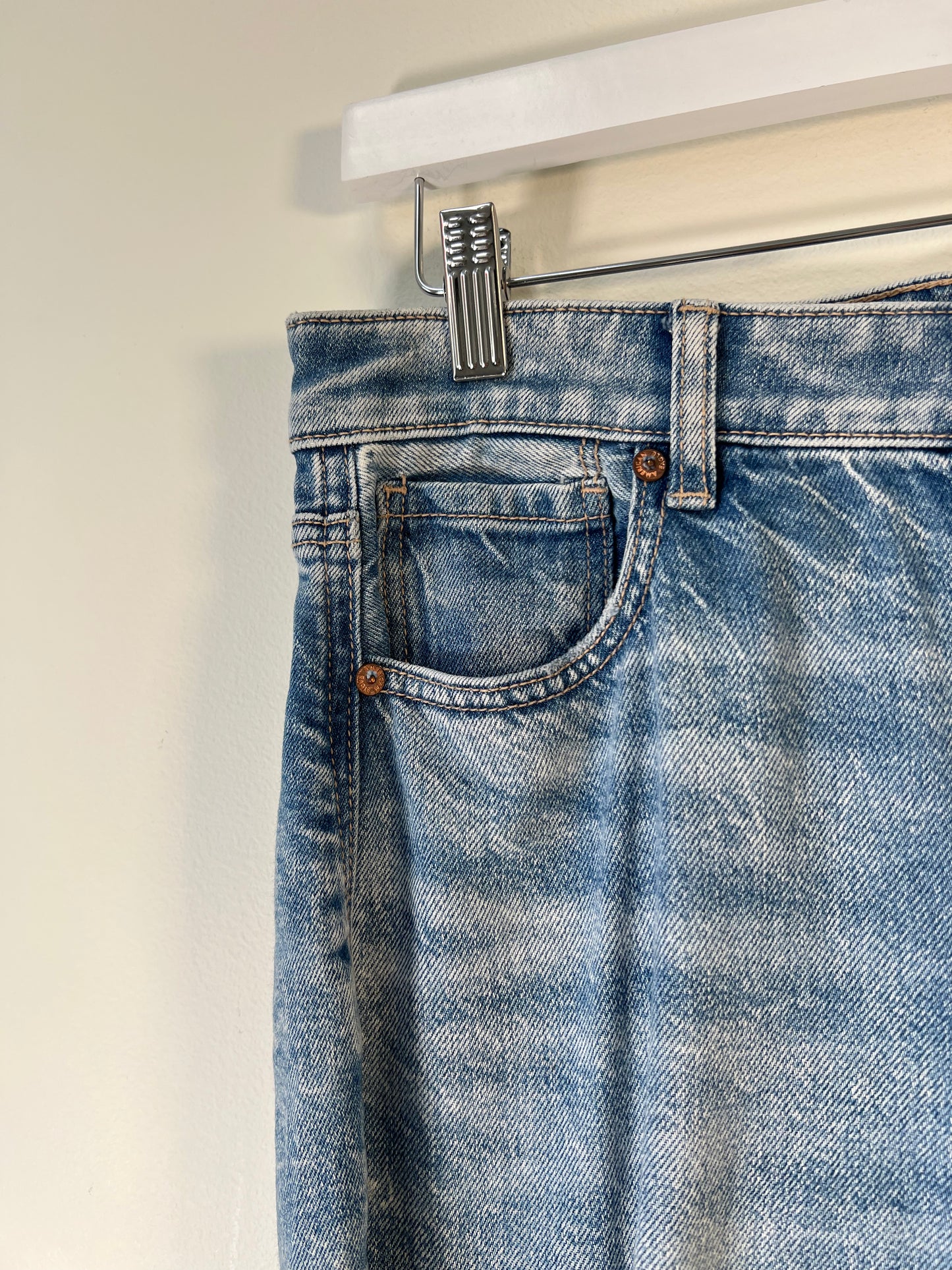 XS American Eagle Mom Jeans