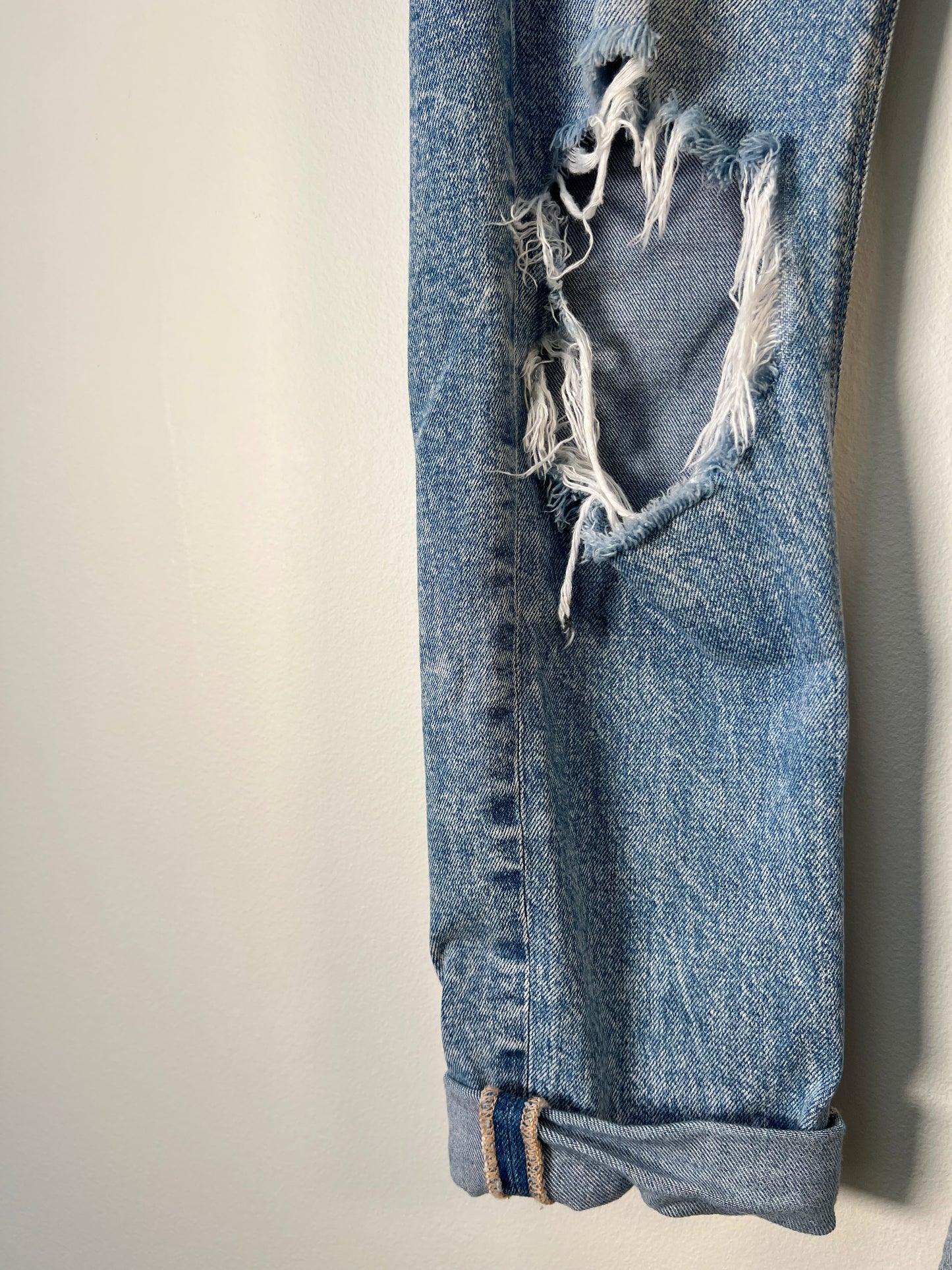 XS American Eagle Mom Jeans