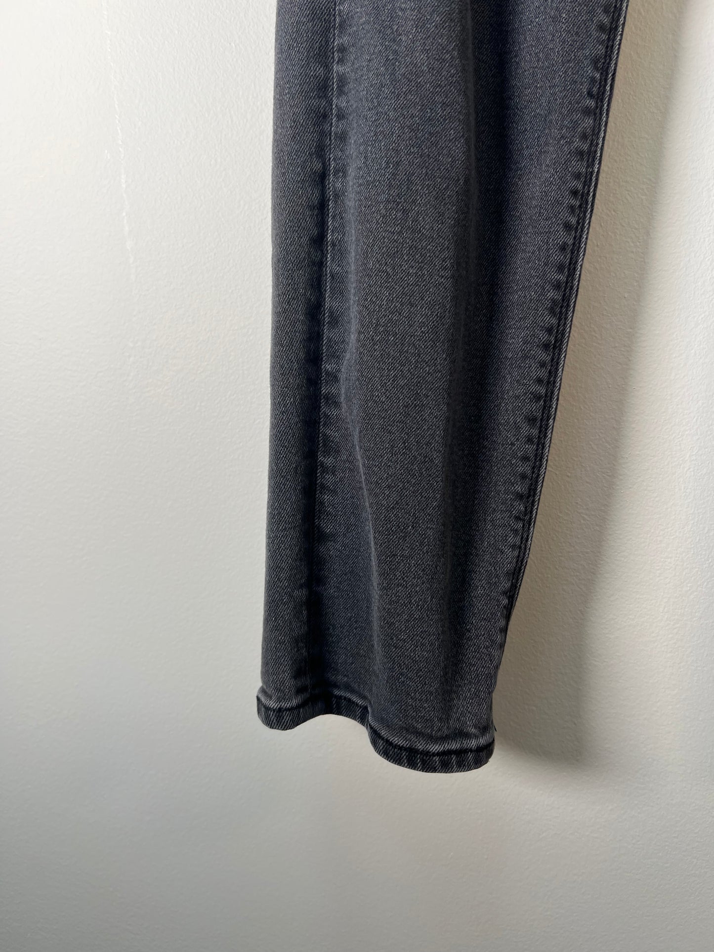 XS American Eagle Mom Jeans