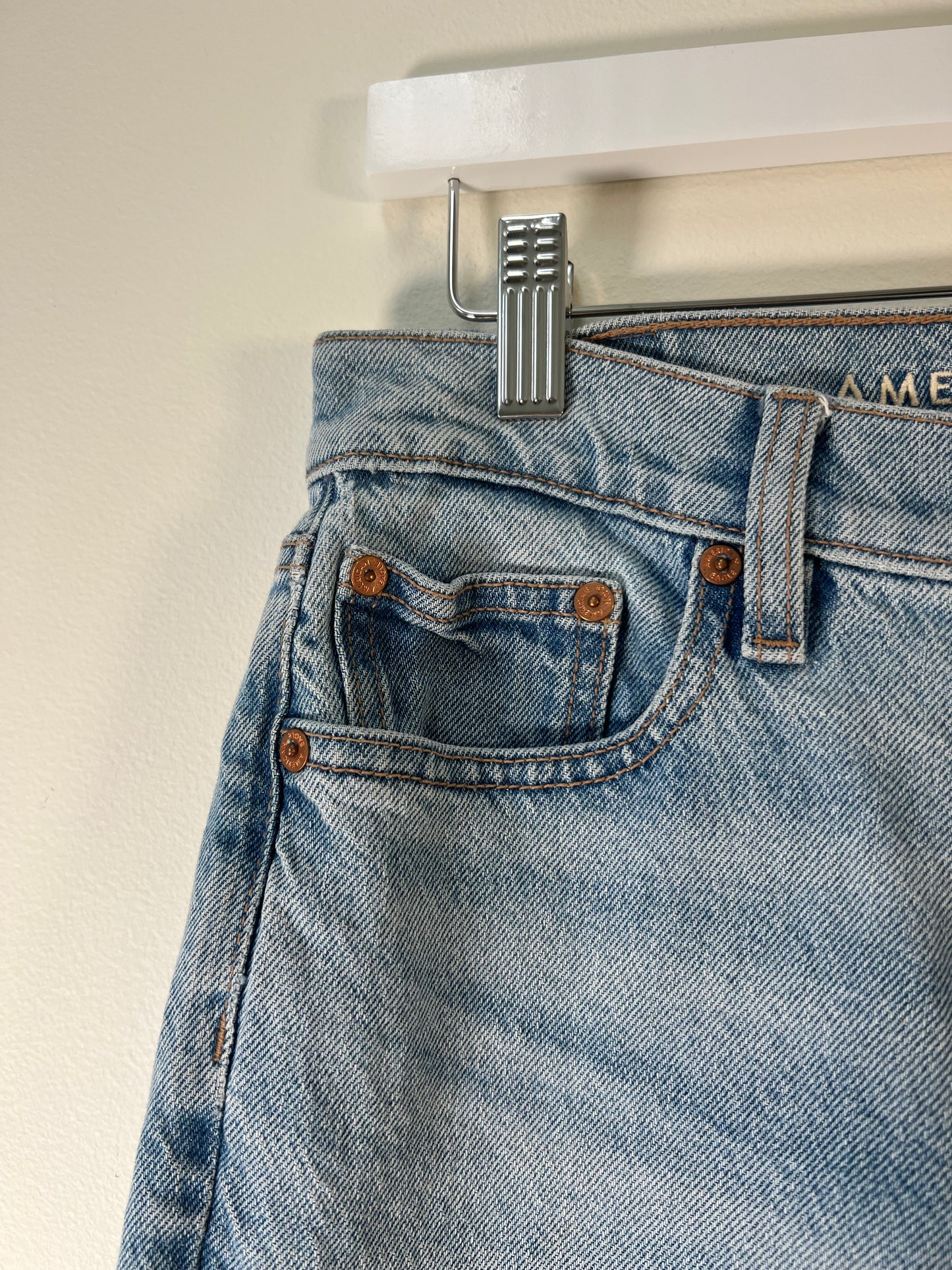 XS American Eagle '90s Skinny Jeans