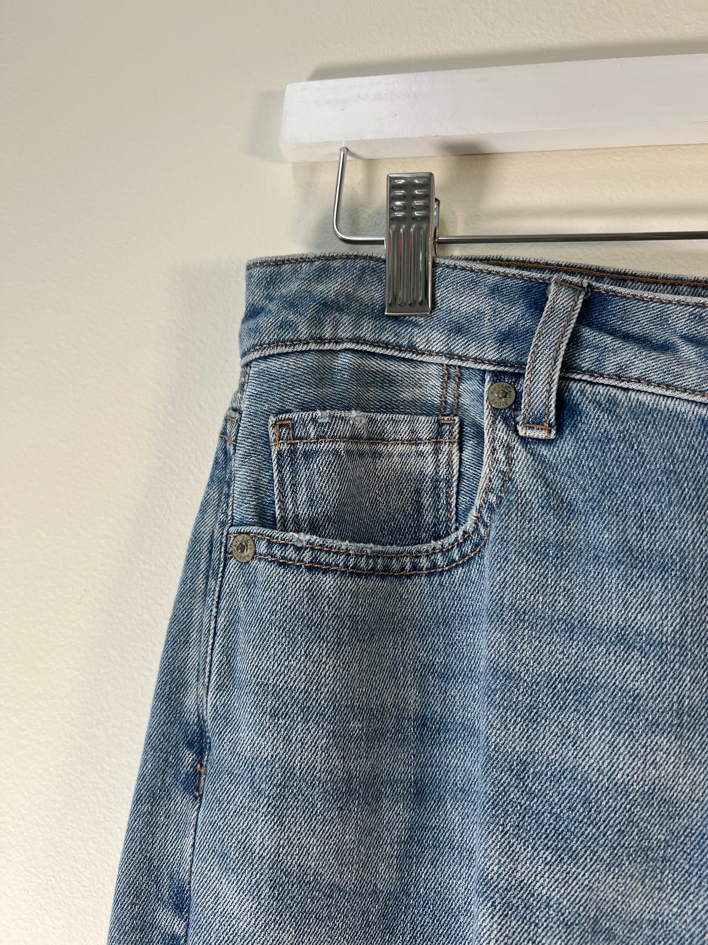 S American Eagle Mom Jean