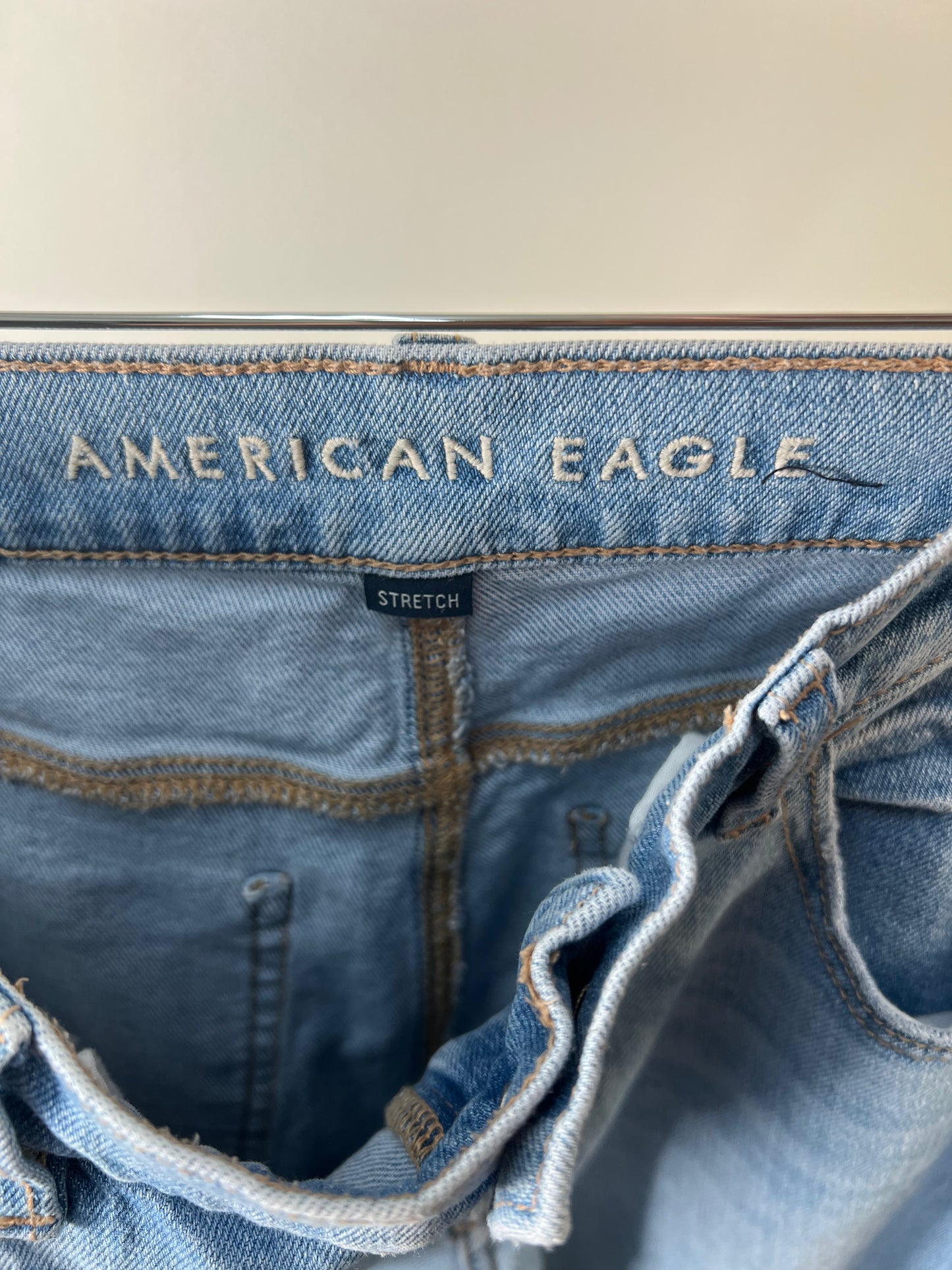 M American Eagle Jeans