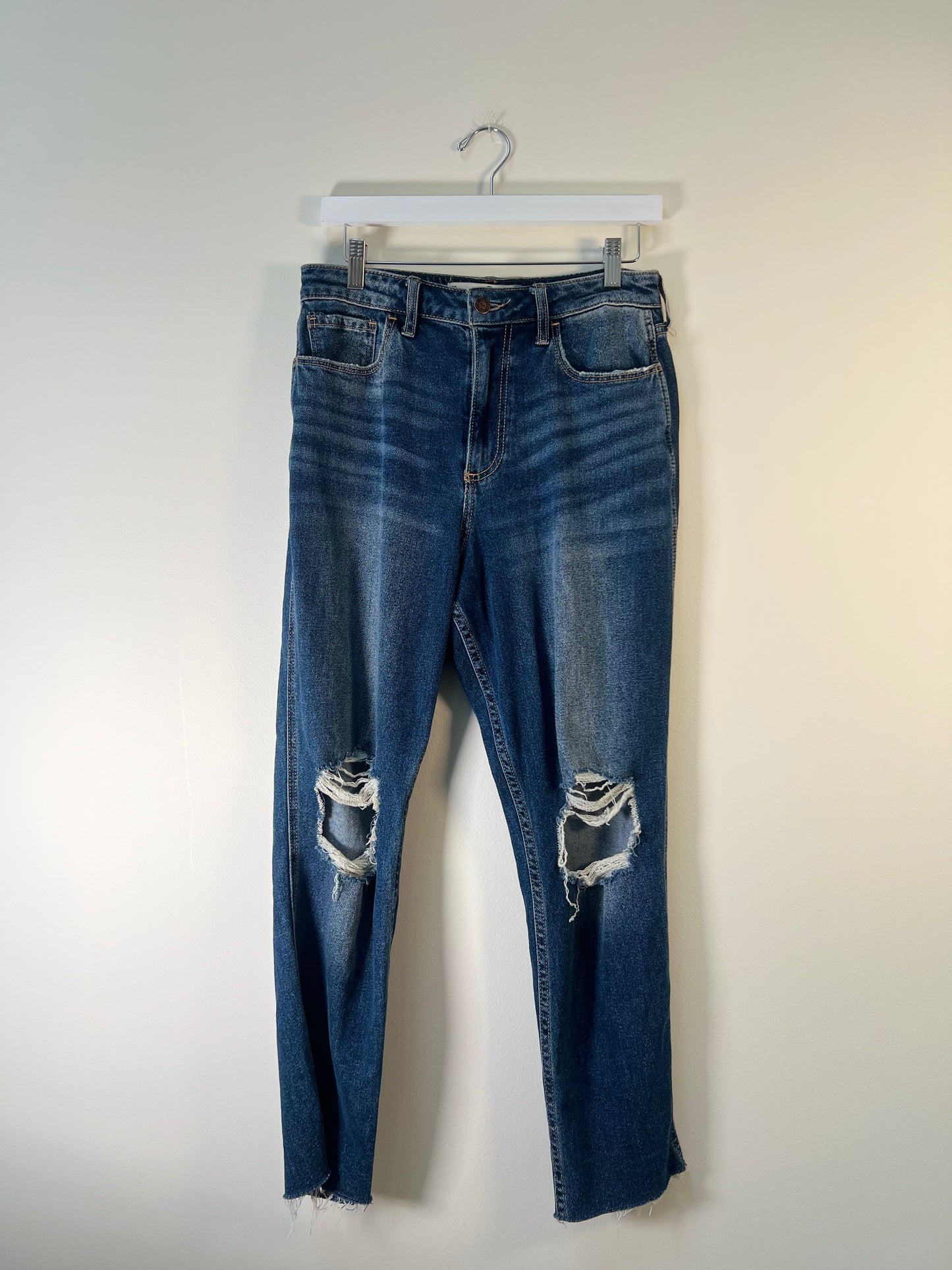 M Hollister Curvy Mom Jean