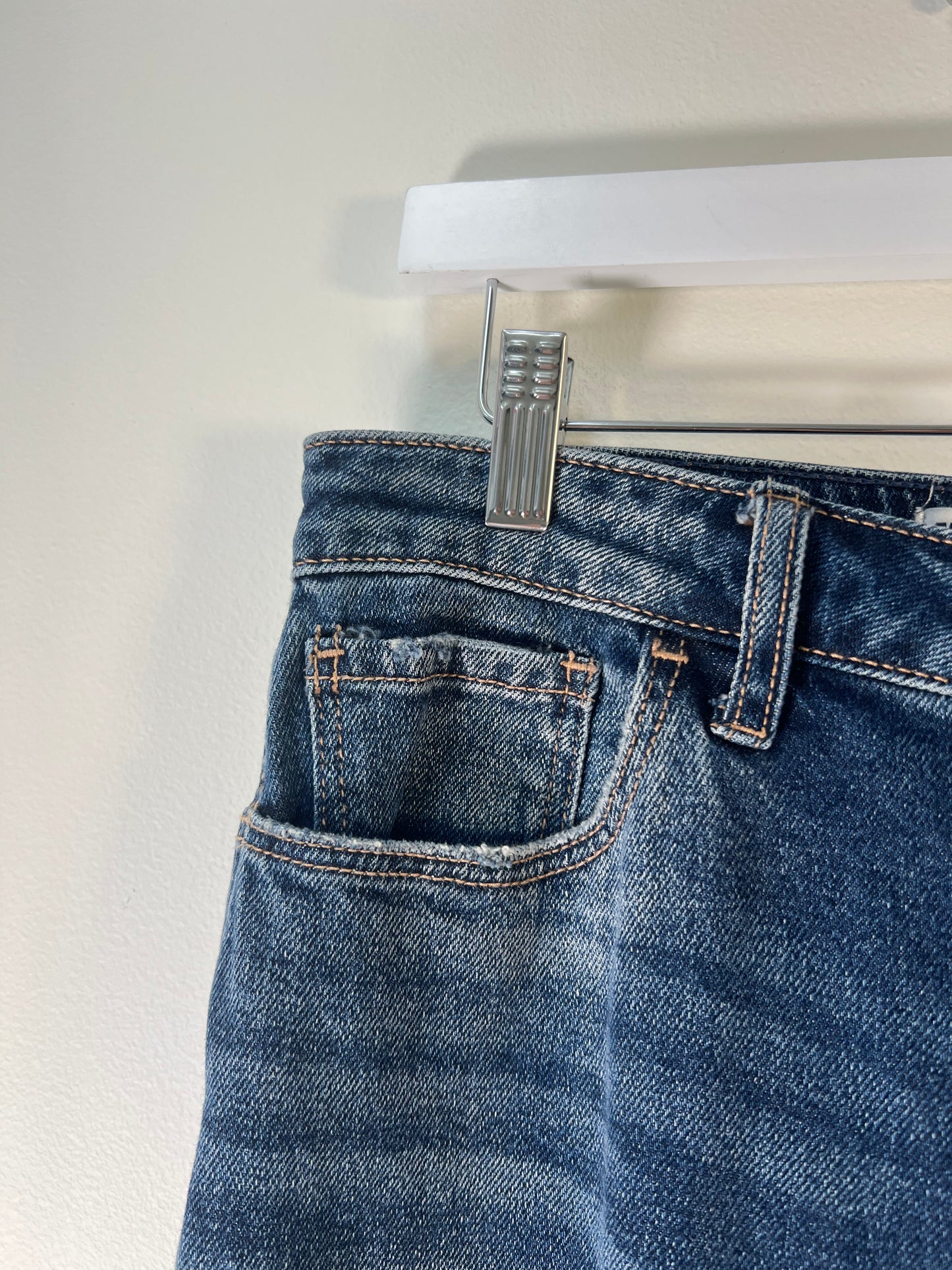 M Hollister Curvy Mom Jean