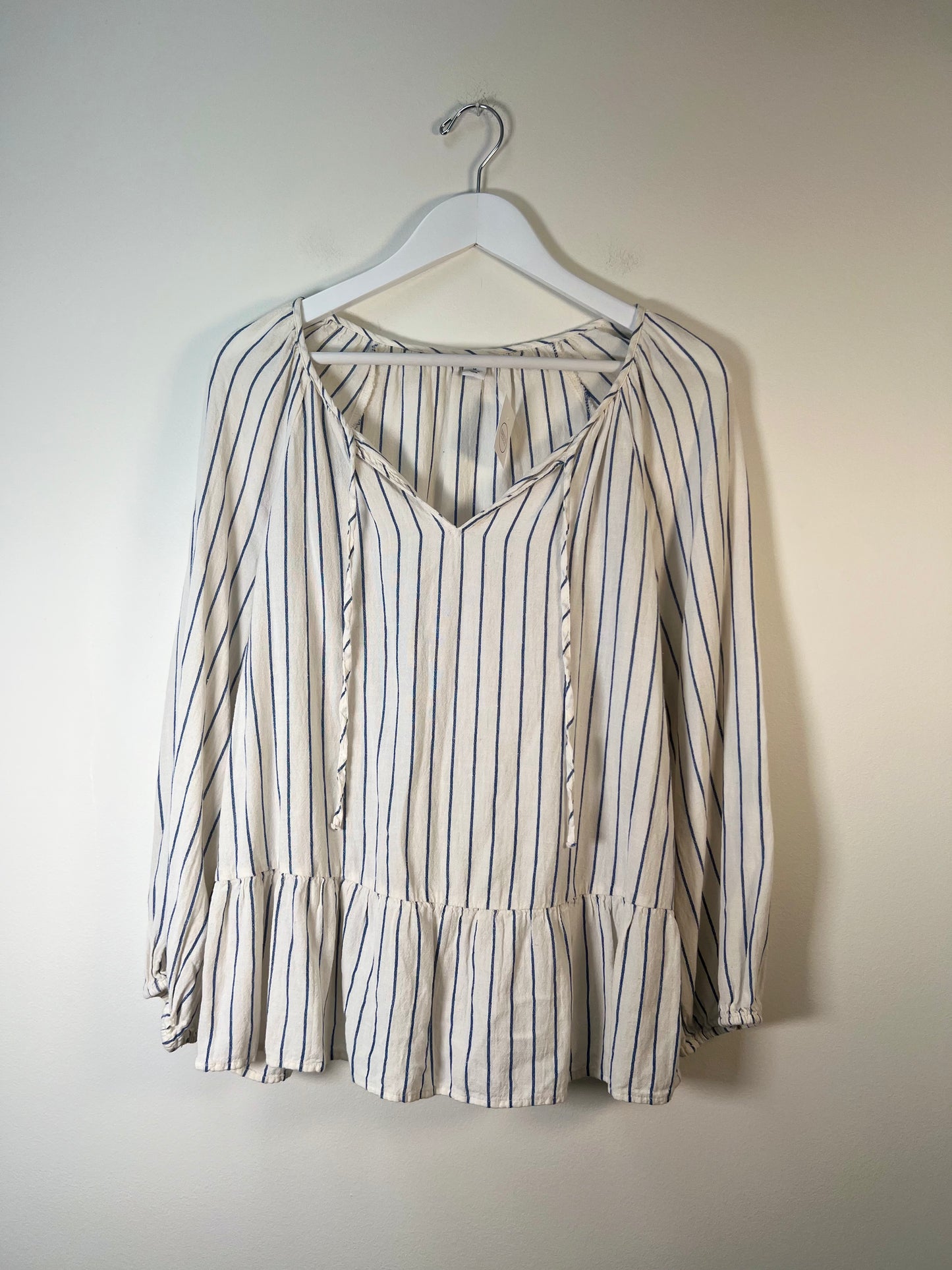 M Old Navy Blouse