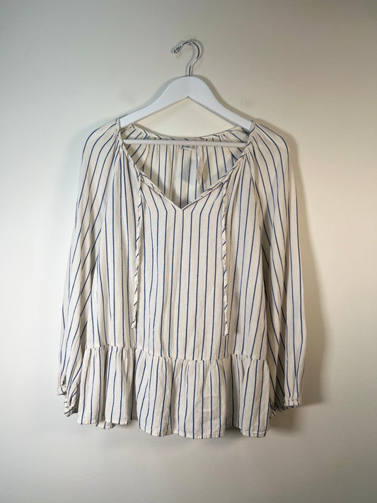 M Old Navy Blouse