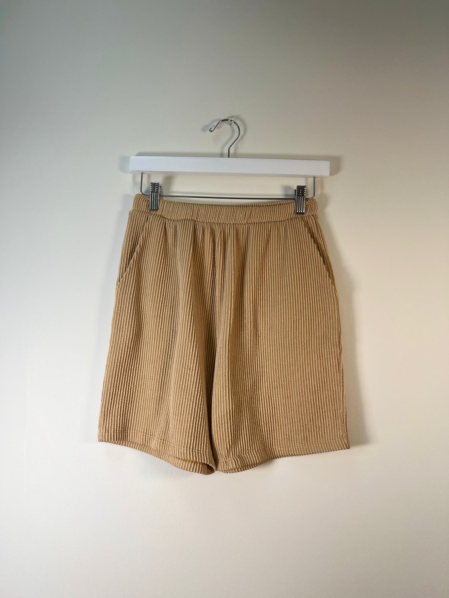 XS Tres Bien Knit Shorts
