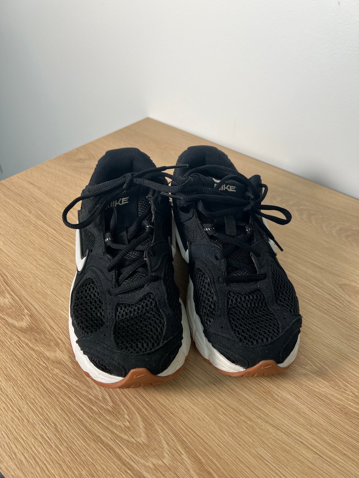 8.5 Nike Sneakers