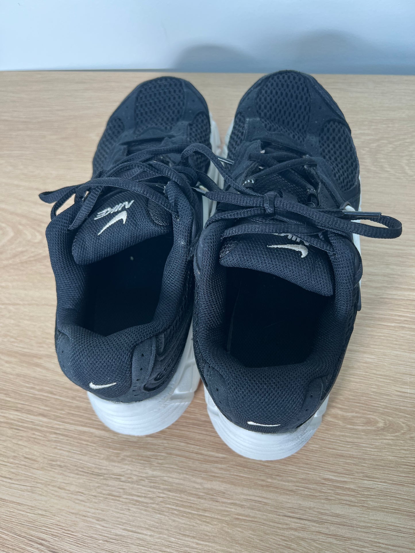 8.5 Nike Sneakers