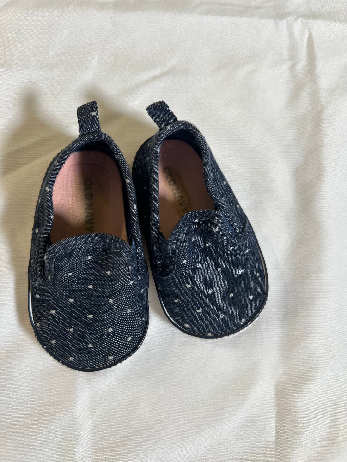 12-18m Old Navy Polka Dot Shoes