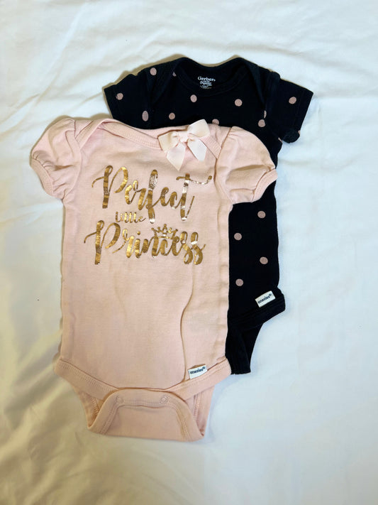 0-3 Month Gerbers Bodysuit Set
