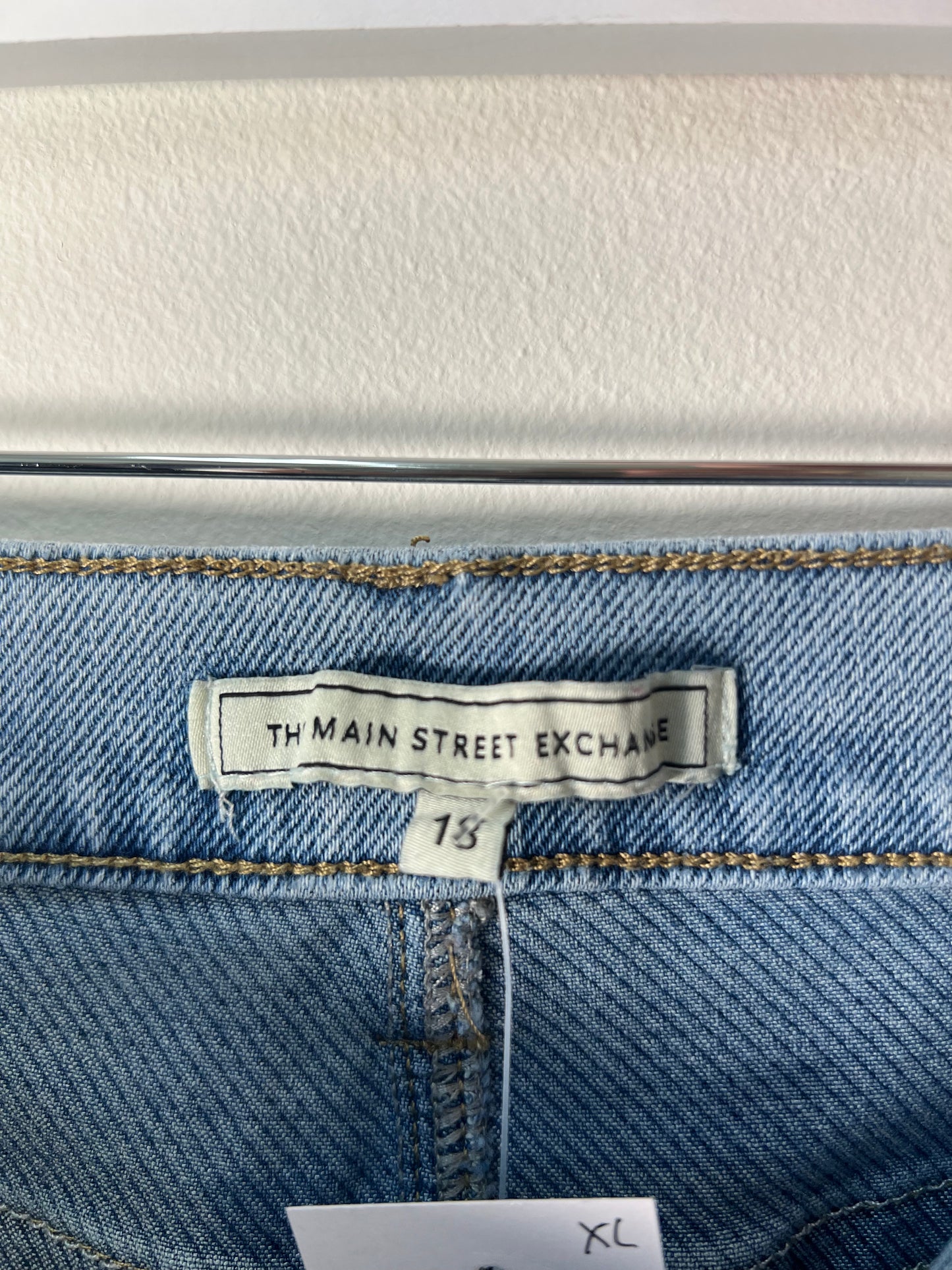 XL The Main Street Exchange Denim Skirt