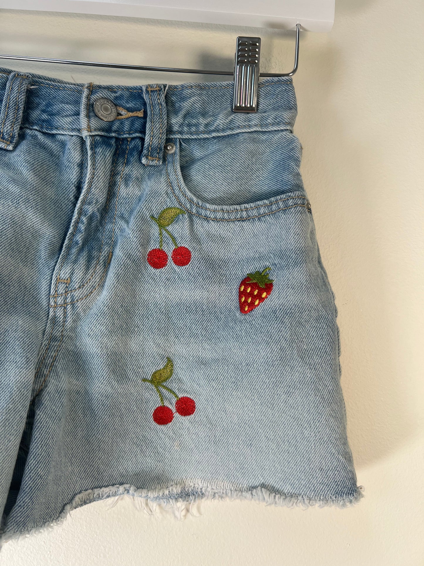 L Old Navy Denim Shorts