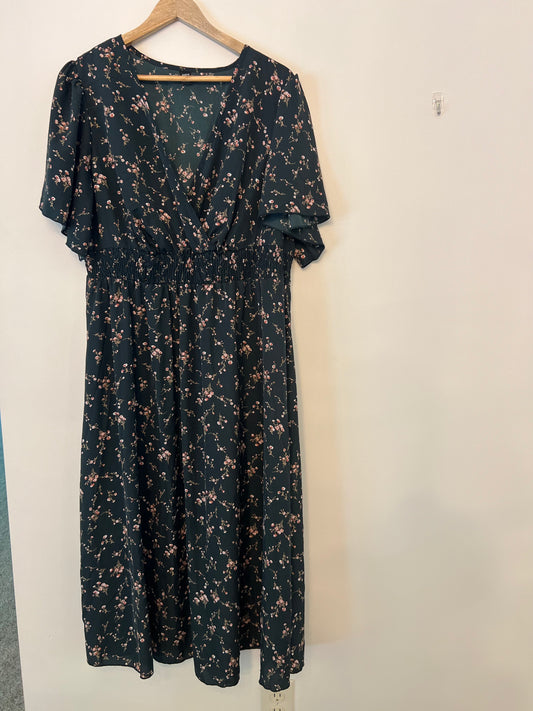 3XL Shein Green V-Neck Dress