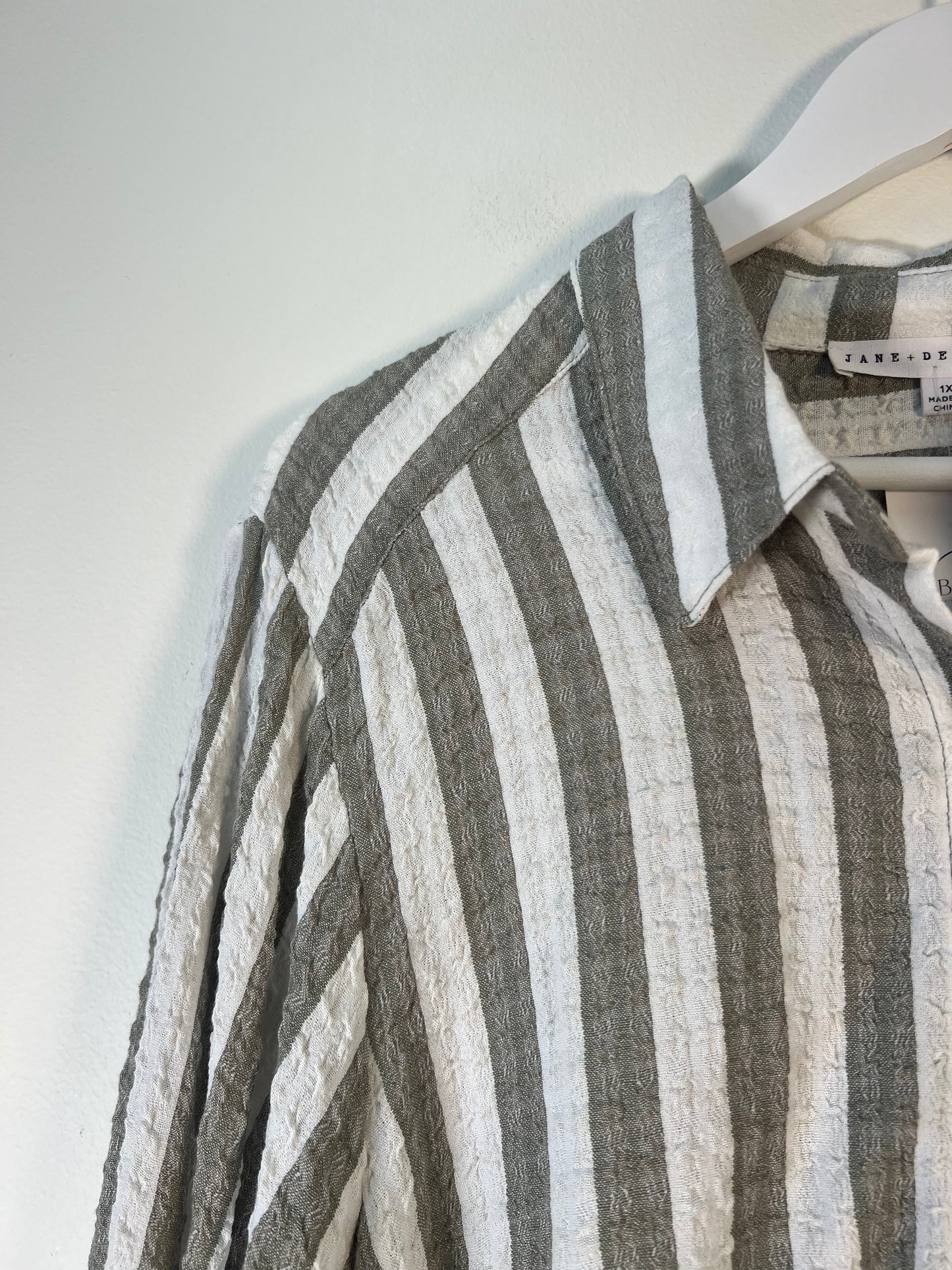 1XL Jane & Delancey Button Down Shirt
