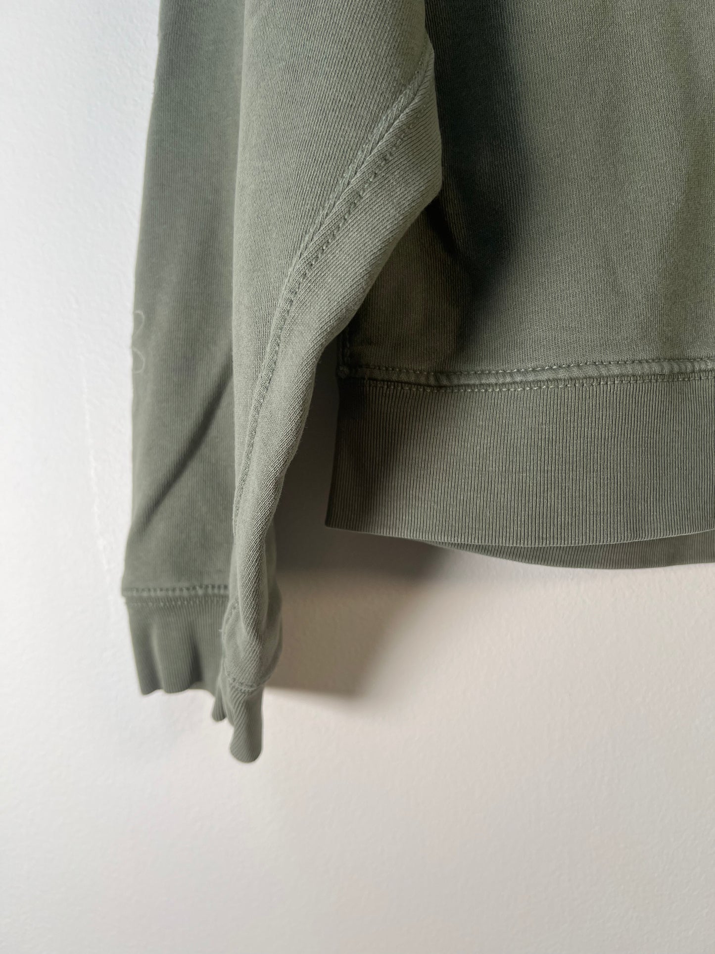 XS American Eagle Sweatshirt