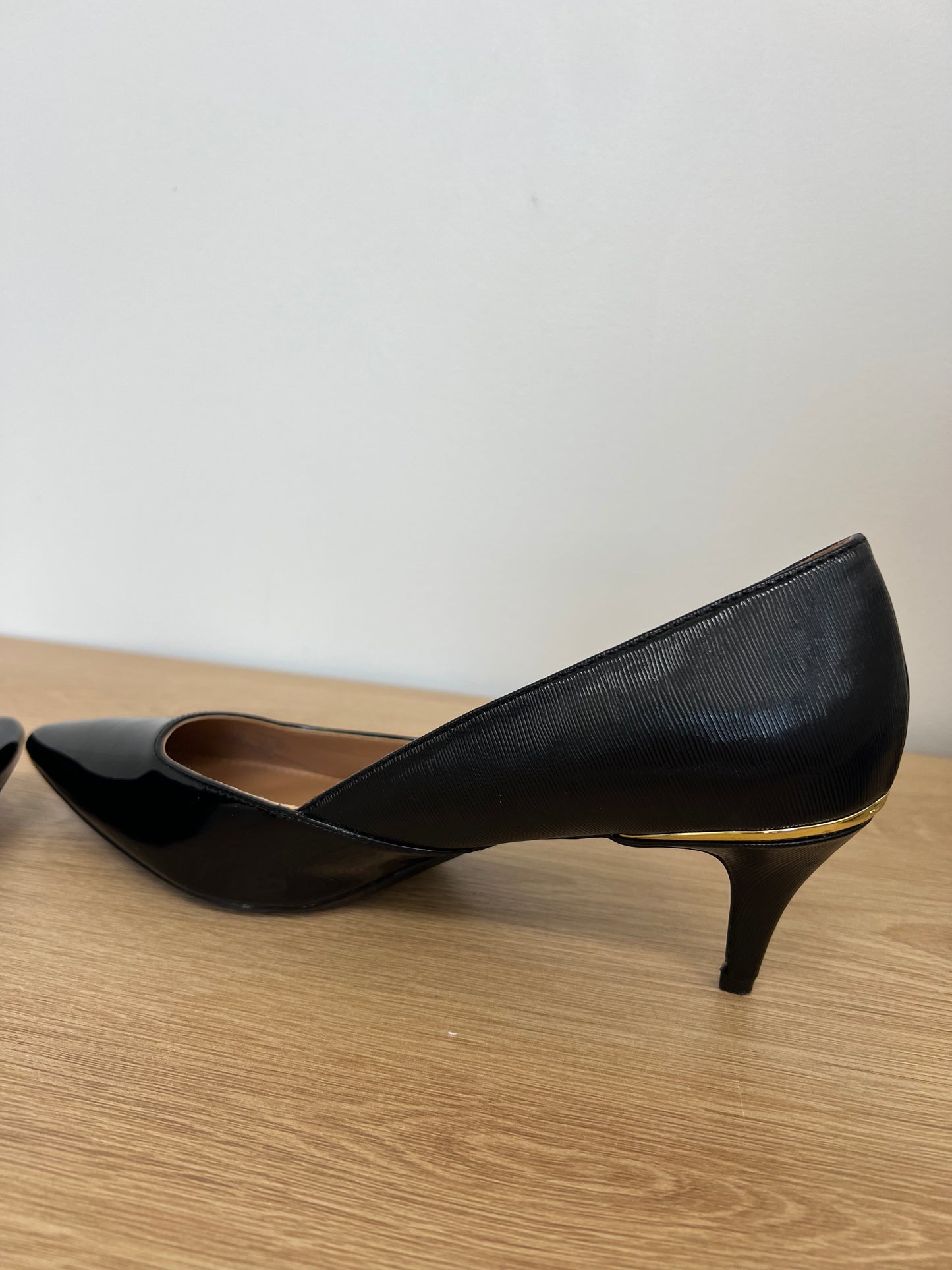 Size 8 Calvin Klein Heels