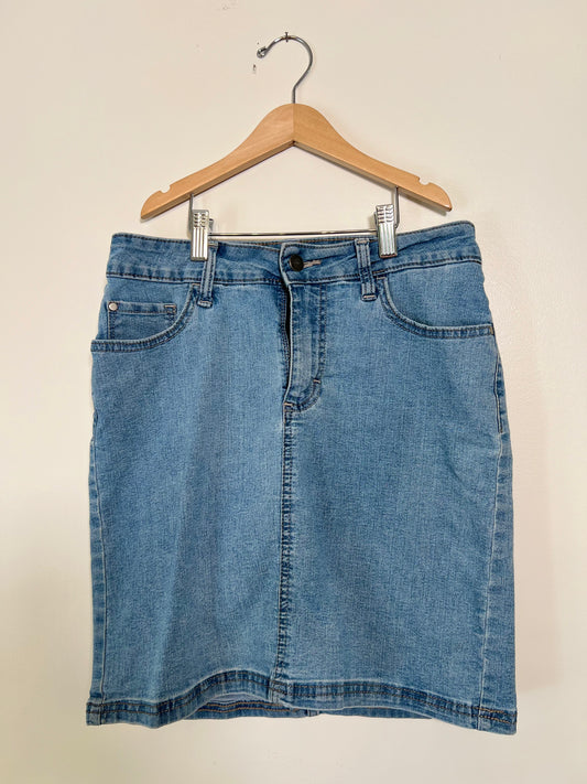 6 Lee Midrise Denim Skort