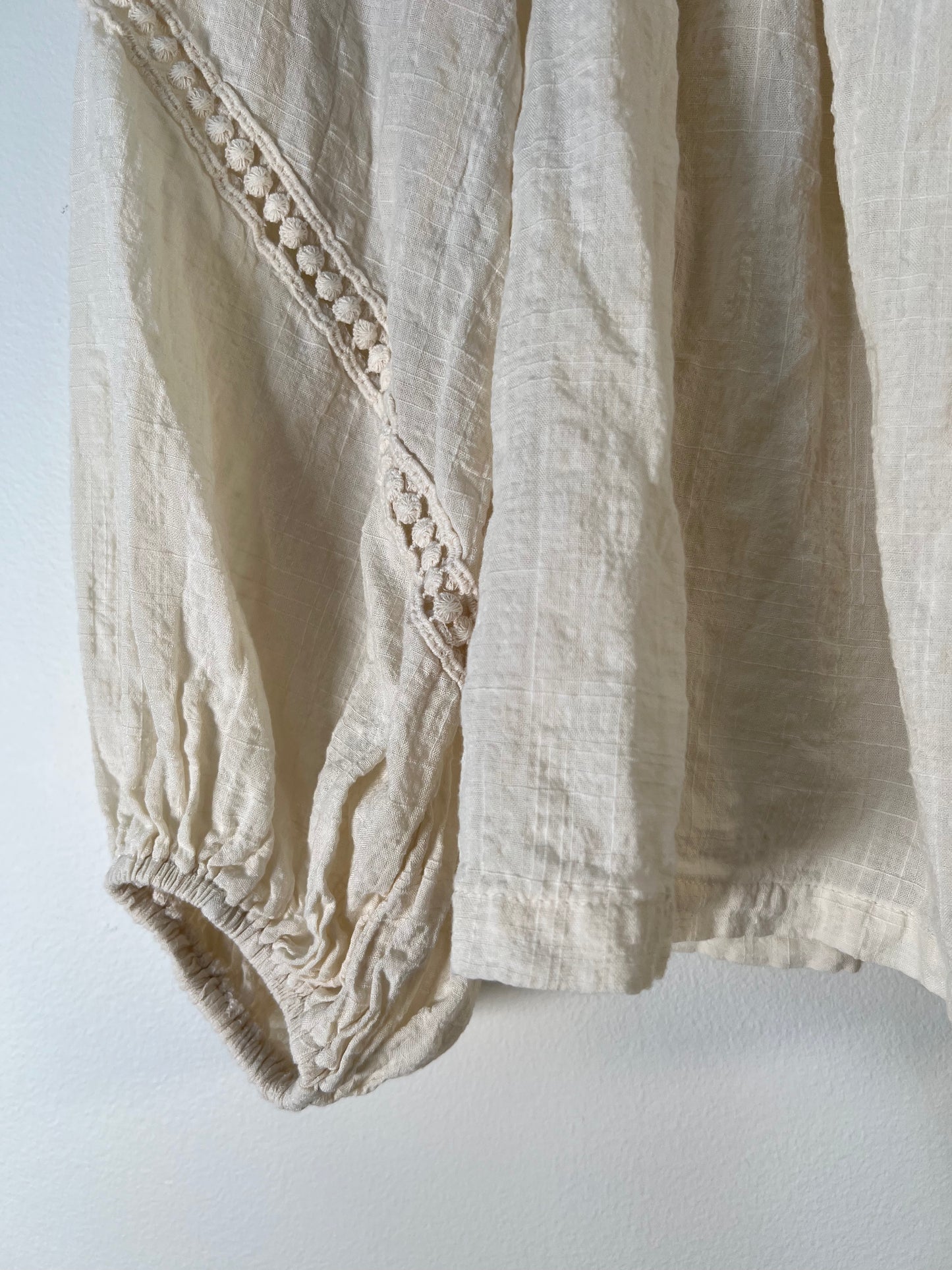 XS Max Studio Blouse