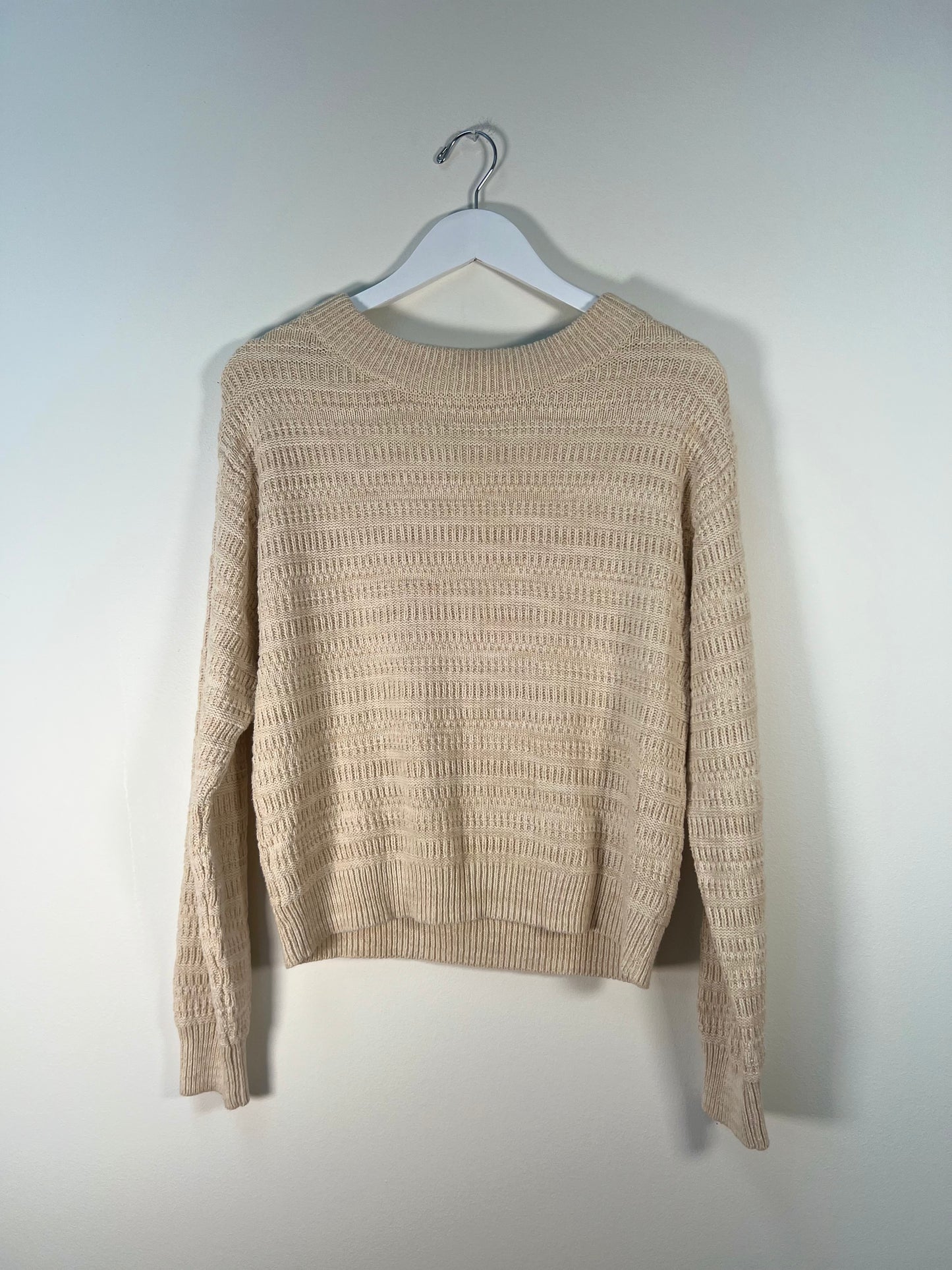 S Universal Thread Pullover