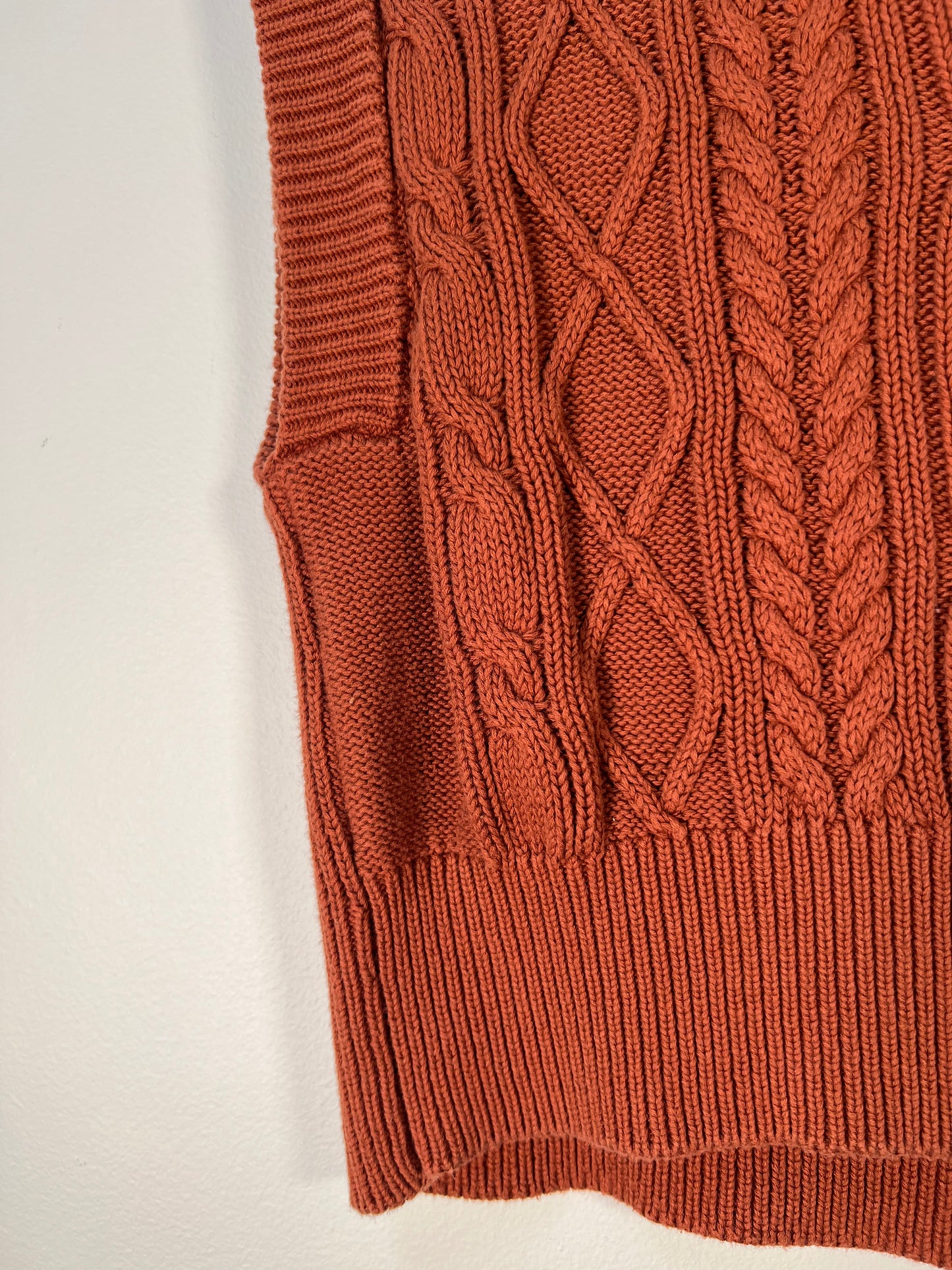 M Broadway 83 Vest