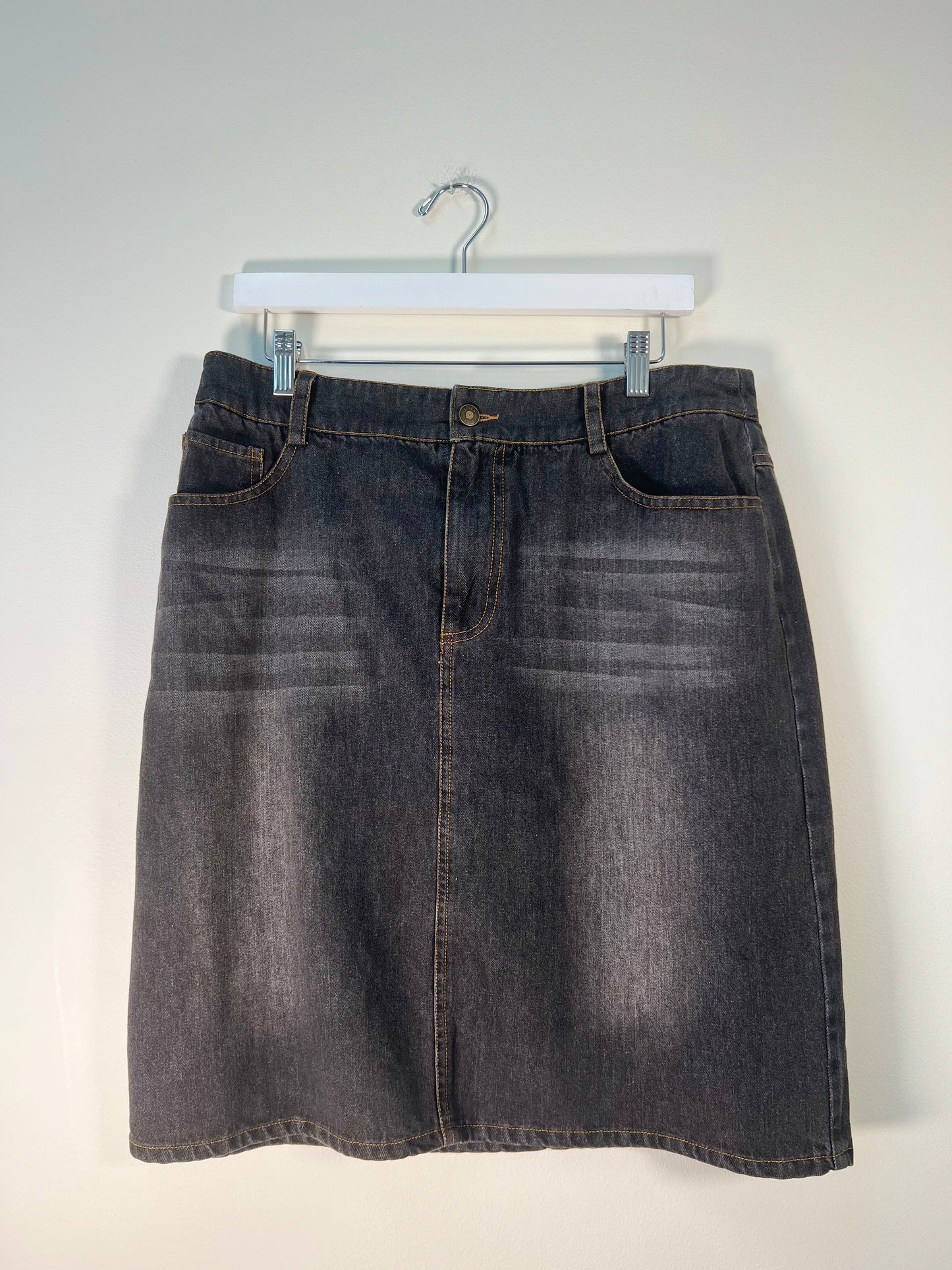 L NWT Leaf & Linen Skirt